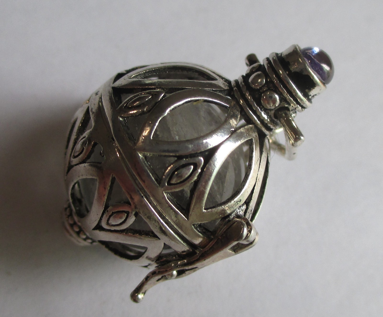 STERLING SILVER QUARTZ CRYSTAL ORB LOCKET PENDANT POOLS OF LIGHT STYLE
