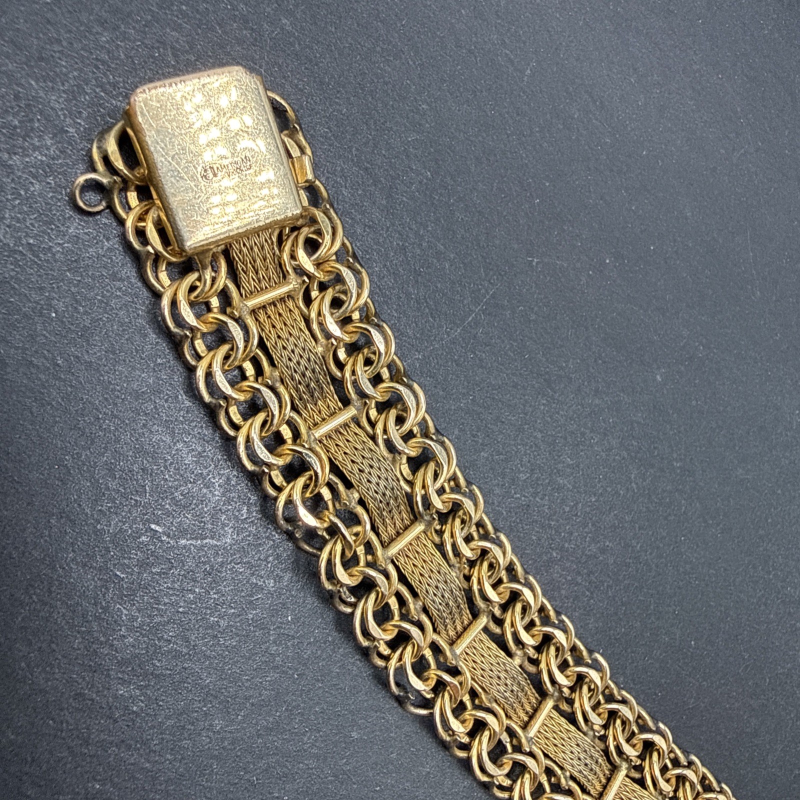 1/20 12k Gold Filled American Signed Bracelet 7” 21.8g J99