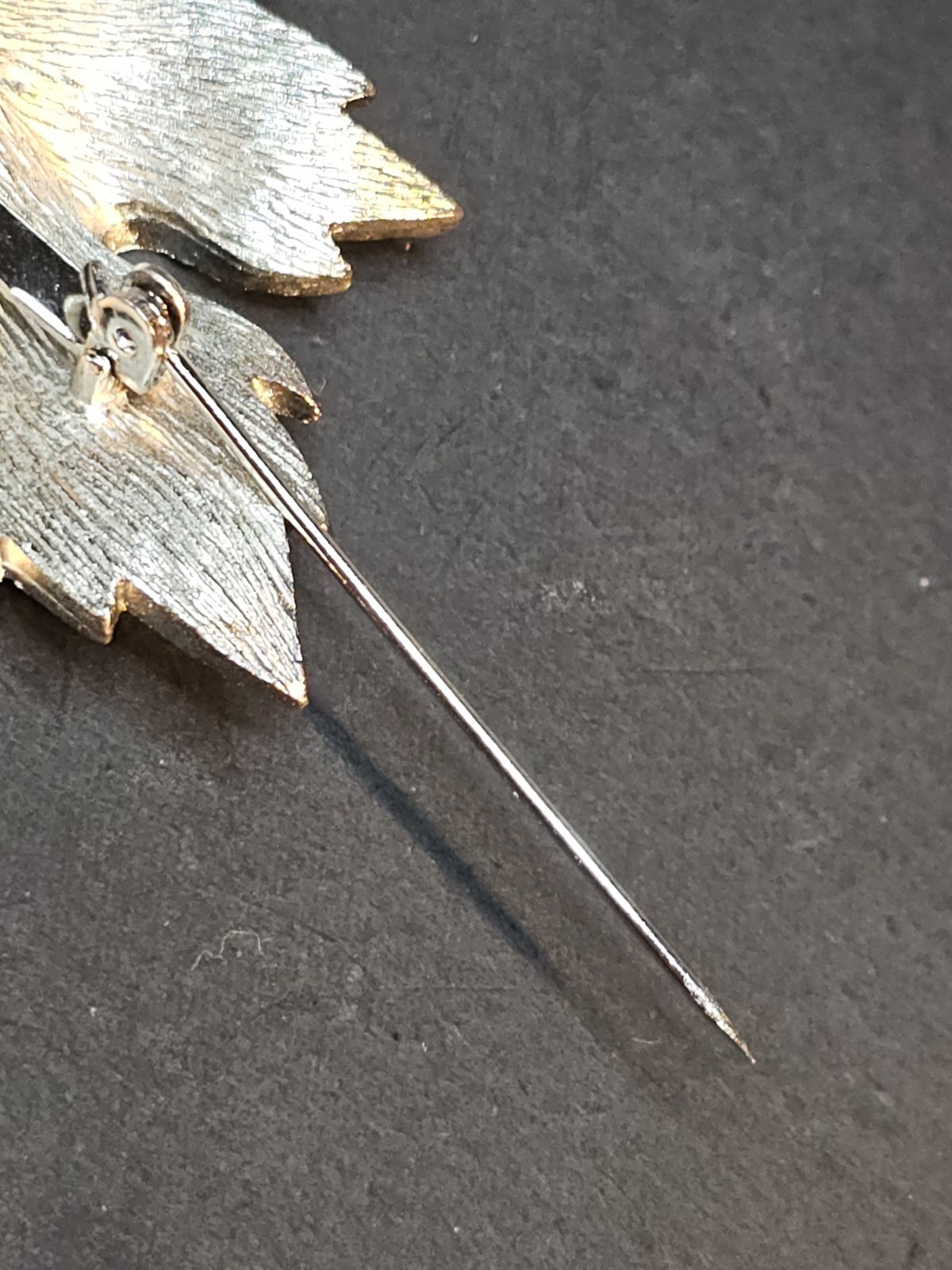 Vintage Maple Leaf Blue Silver Brooch Pewter Textured Fall Autumn Pin
