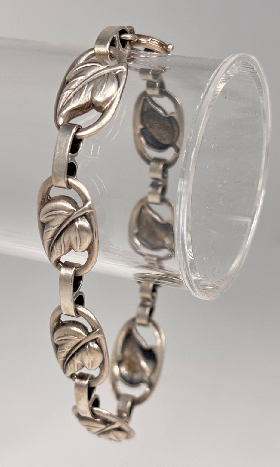 Vintage Danecraft Bracelet Sterling Silver Oval Repoussé Leaf Links 7 Inch MCM