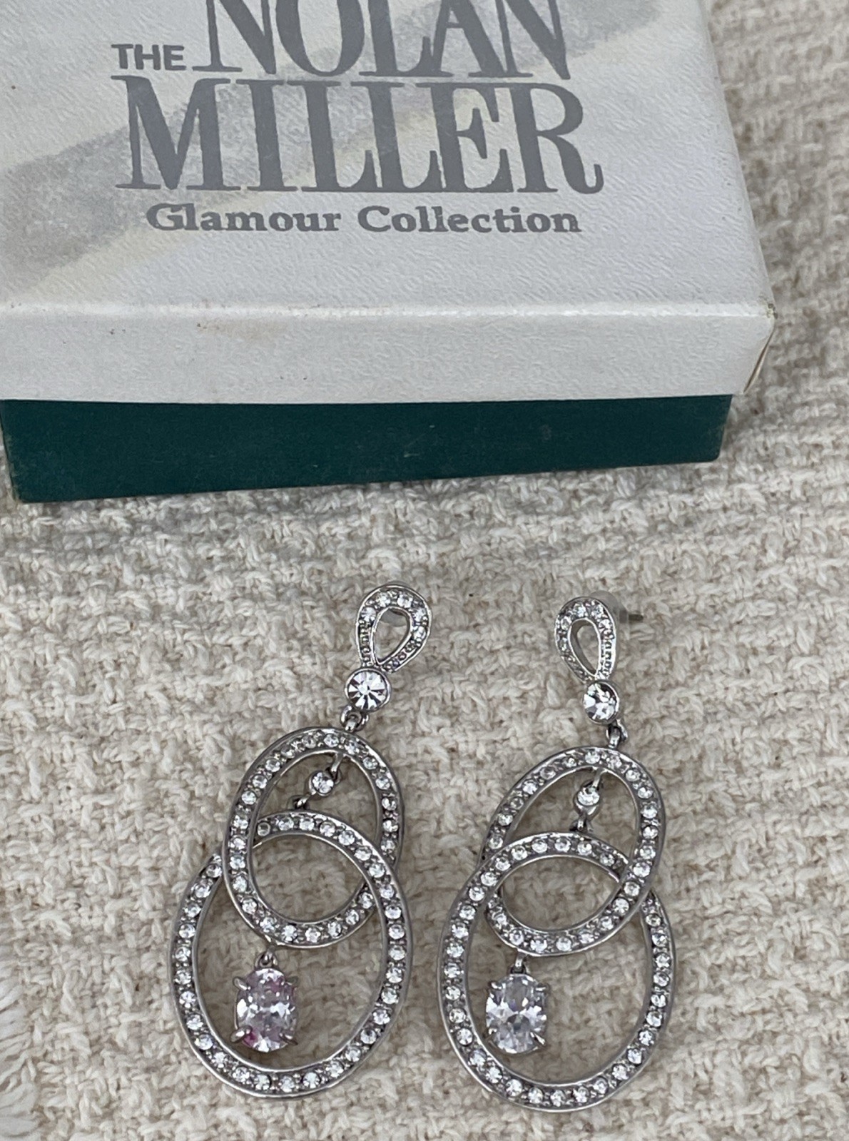 Vintage Nolan Miller Glamour Rhinestone Dangle Pierced Earrings 2 1/4”