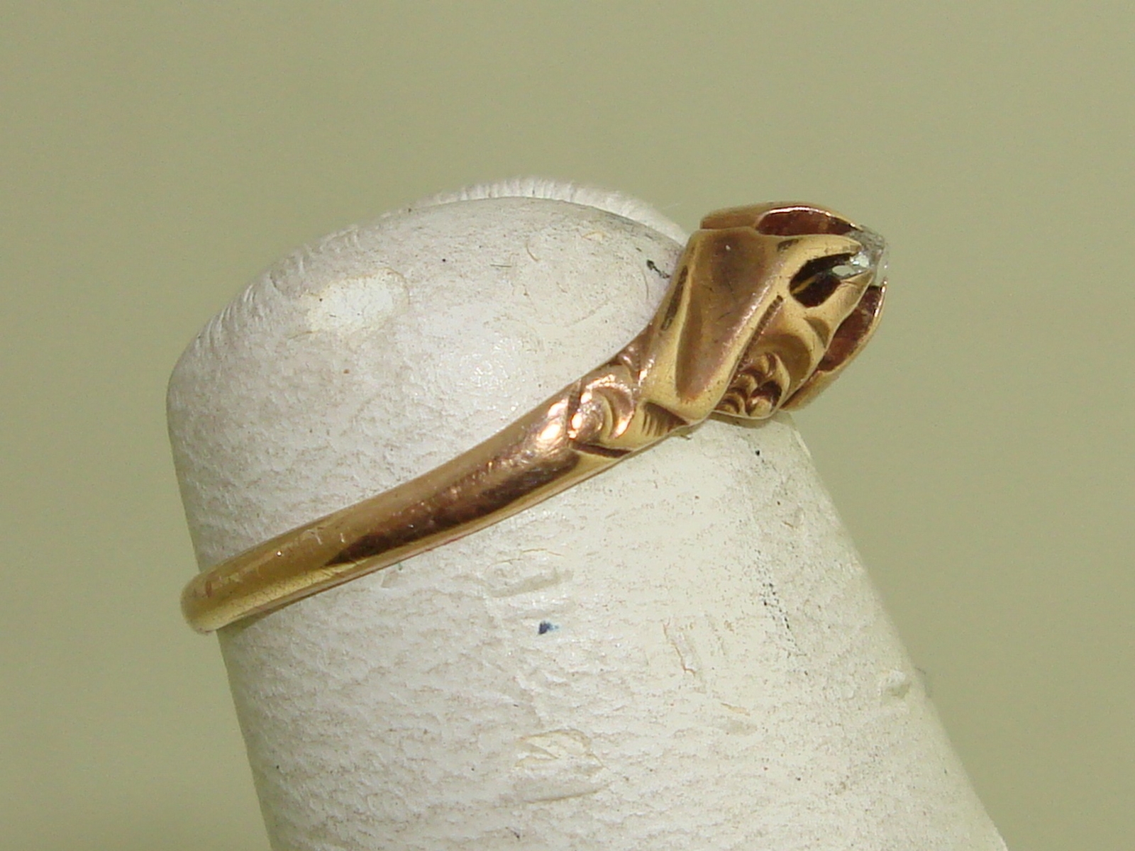 ANTIQUE ART NOUVEAU 10K ROSE GOLD ROSE CUT DIAMOND BABY RING! RARE SETTING…