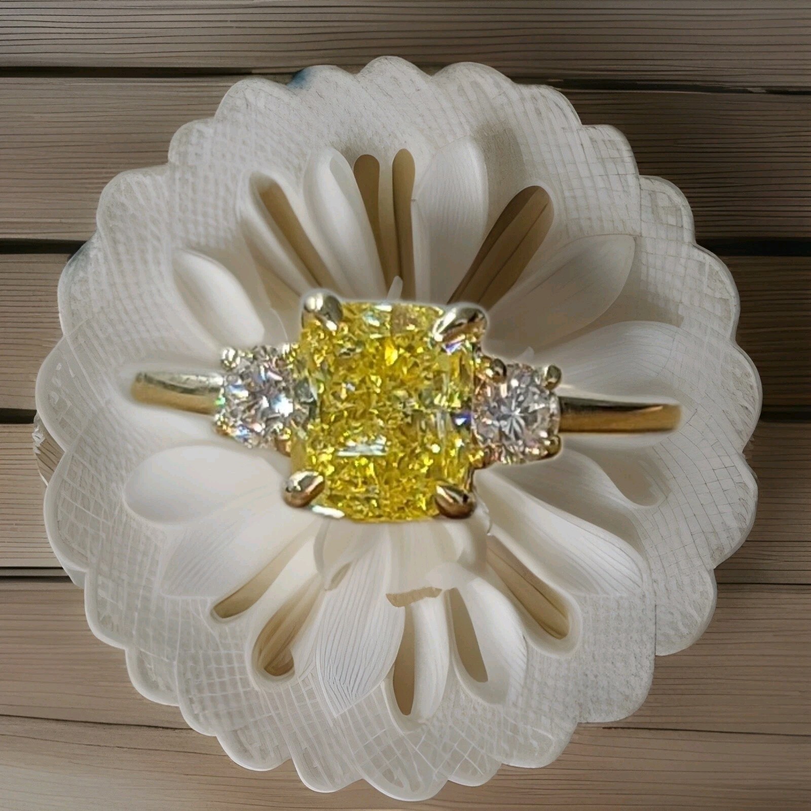 14k Yellow Gold Ring 1.81CT.Natural Fancy Vivid Yellow Diamond Cushion GIA CERT