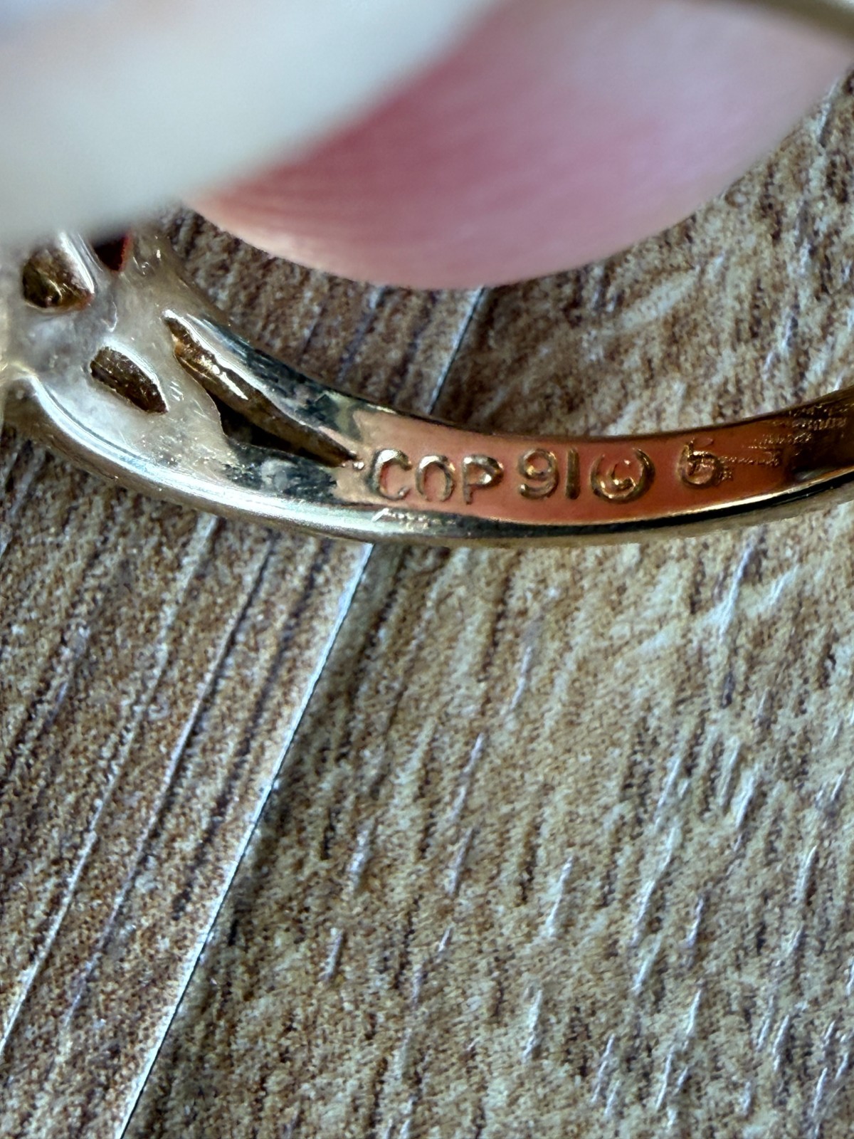 1991 Castings on Parade Dolphin Ring Gold Tone Size 6 Very Good