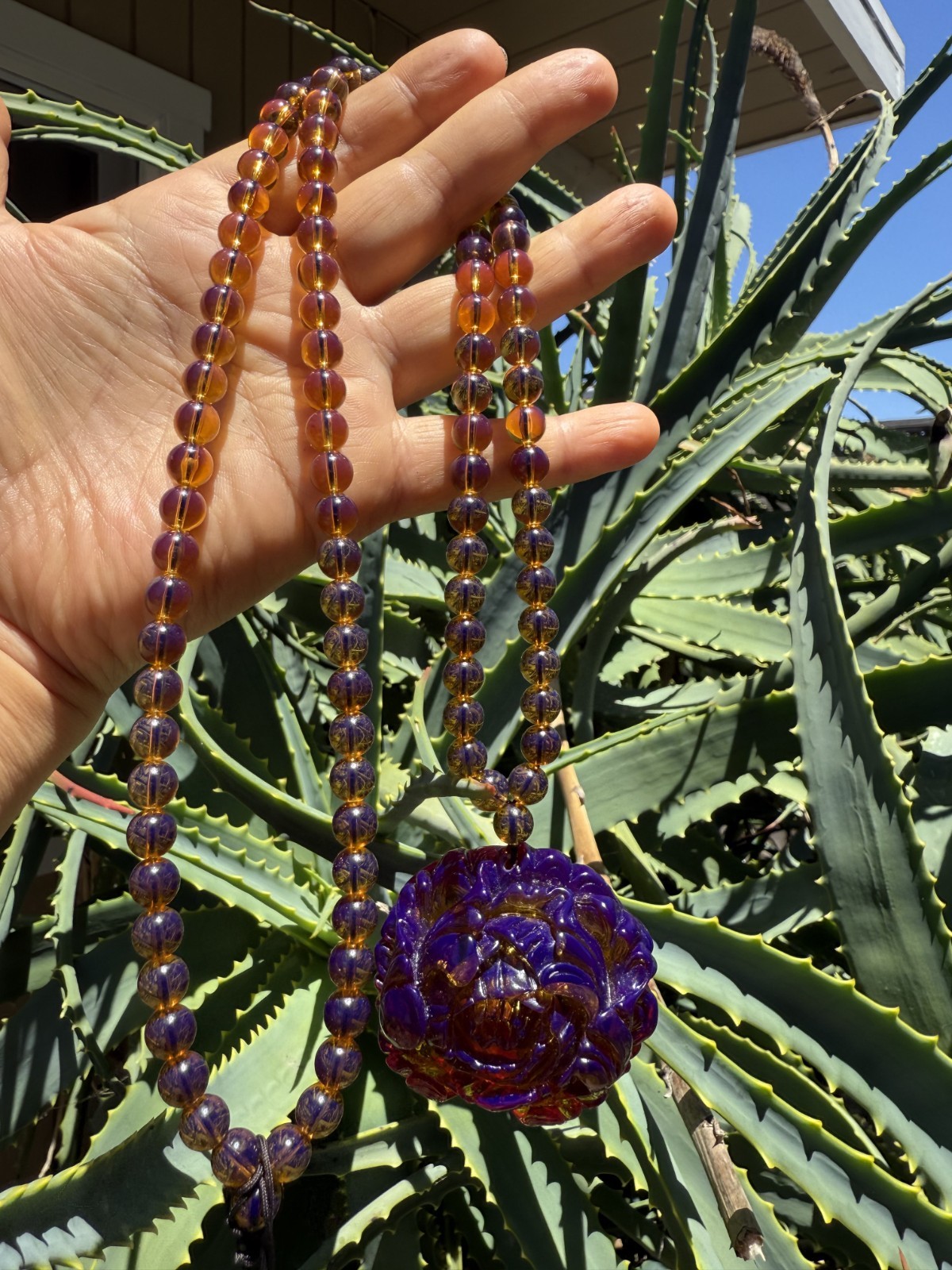 vintage 100% Natural Burmese Amber Necklace With flower carving Pendant