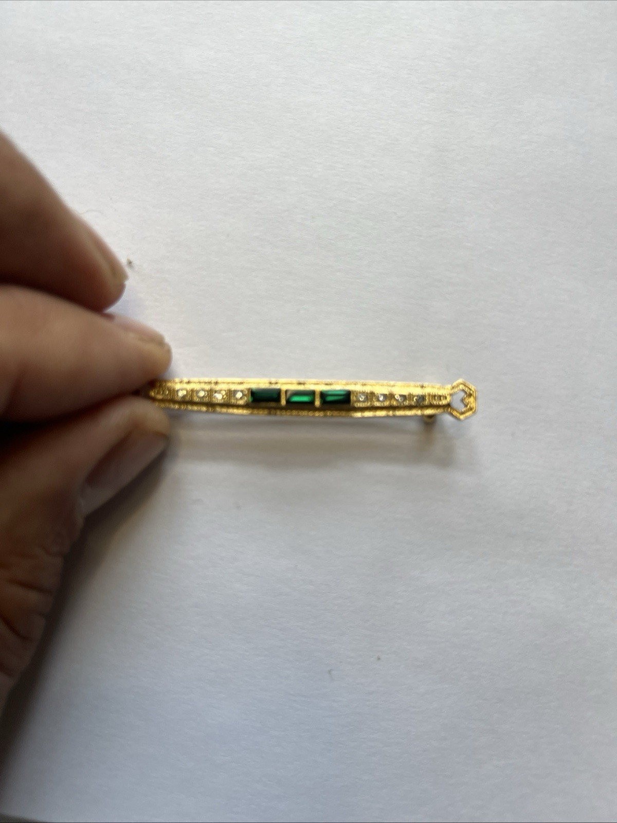 GOLDTONE BAR BROOCH RHINESTONES GREEN AND WHITE 2.25” St. Patrick’s Day
