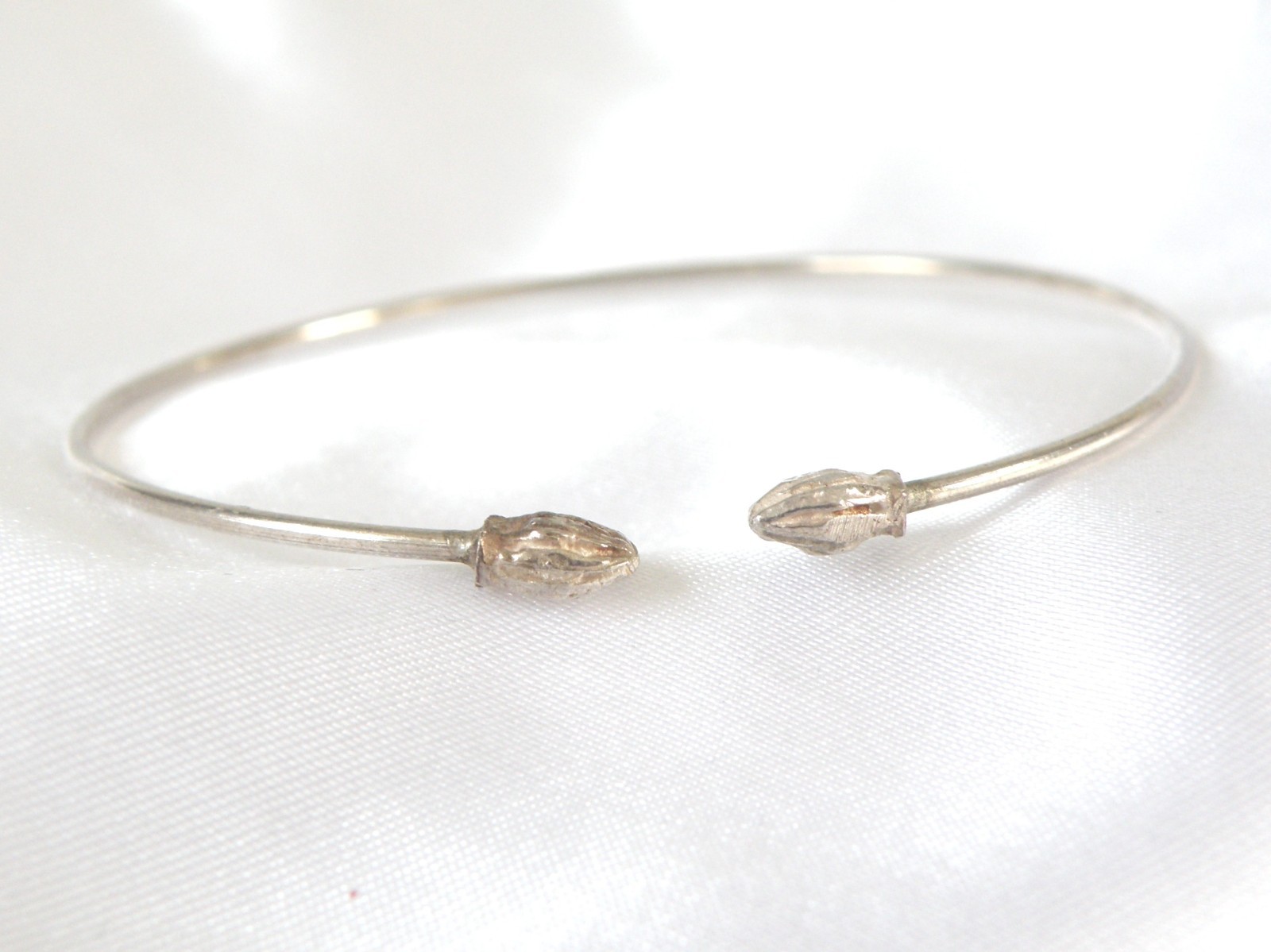 Vintage Sterling Silver 925 West India Old Cocoa Pod Small Stack Bracelet 7″