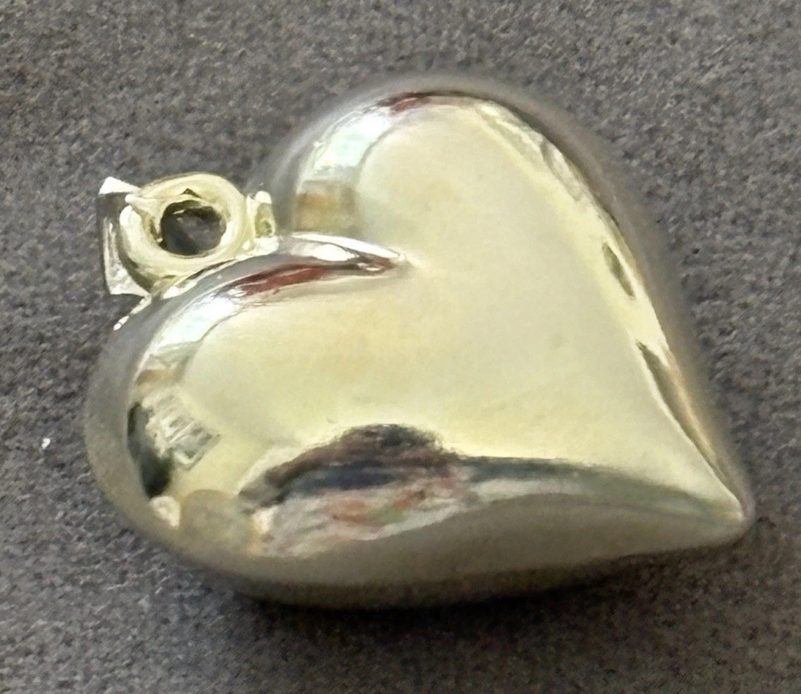 Lot Of 10 Puffy Heart Silver Plated Pendant Charm 1” Taiwan 1980’s NEW NIP