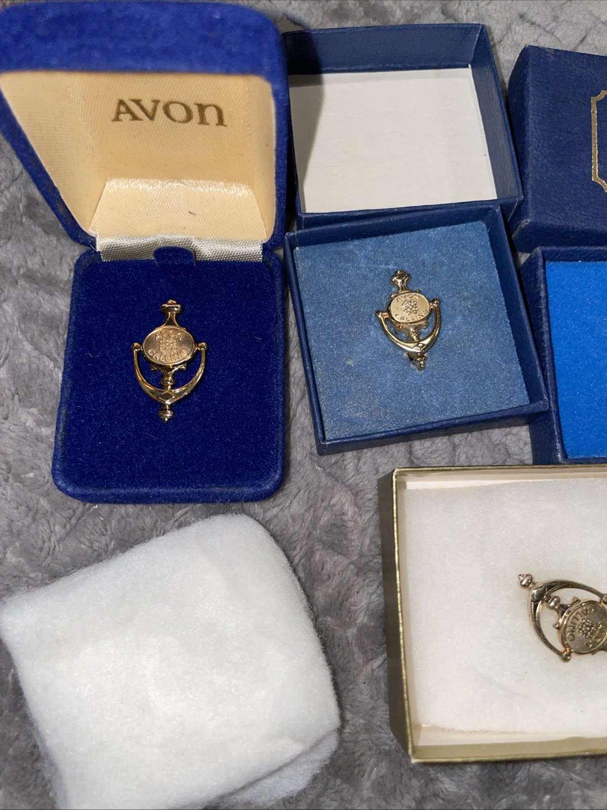 Avon calling DOOR KNOCKER PIN lot of 4-NOS vintage hinged 1970’s seller award