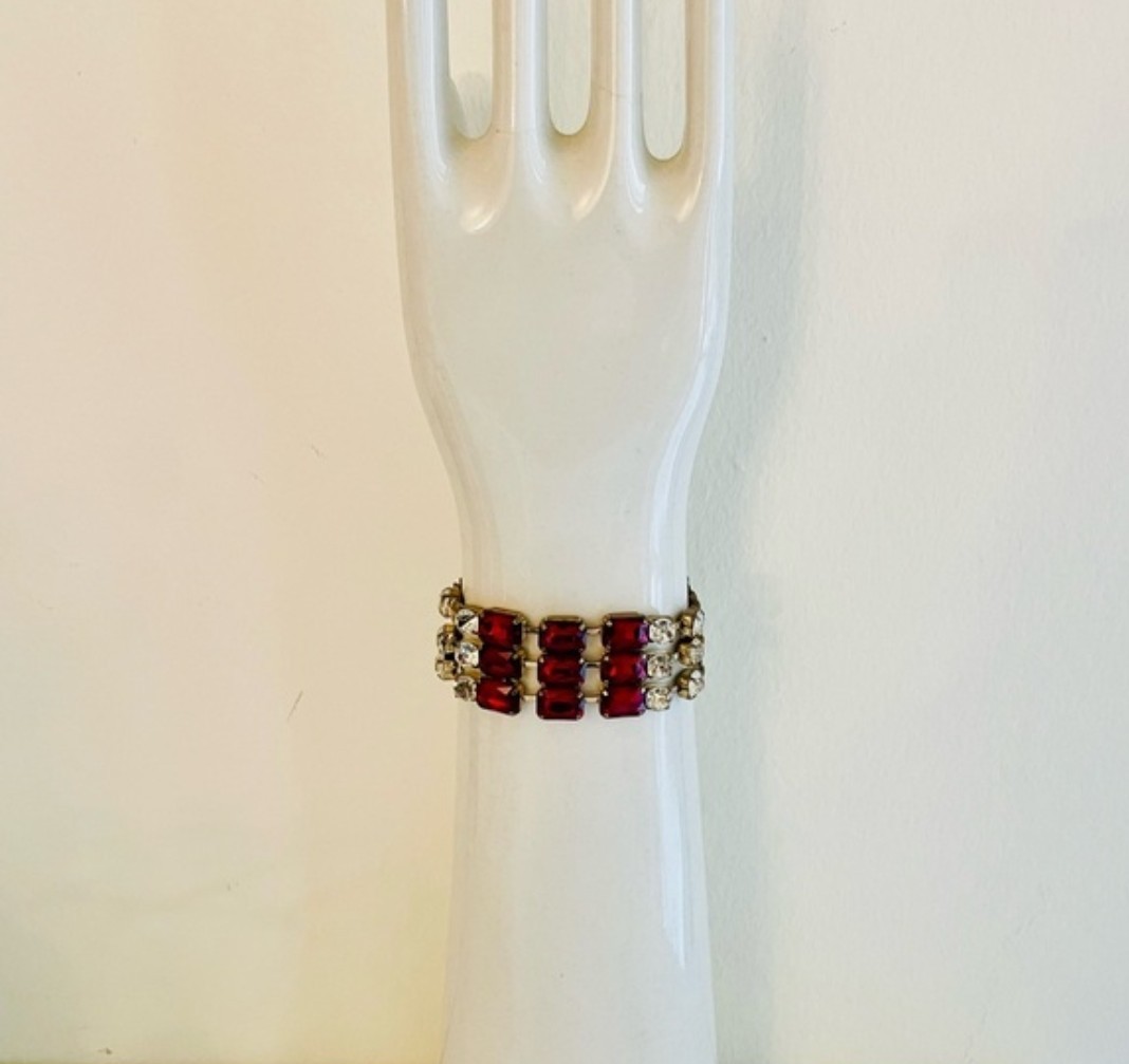 Vintage Bracelet Chain Link Gold Tone With Red & Clear Stones