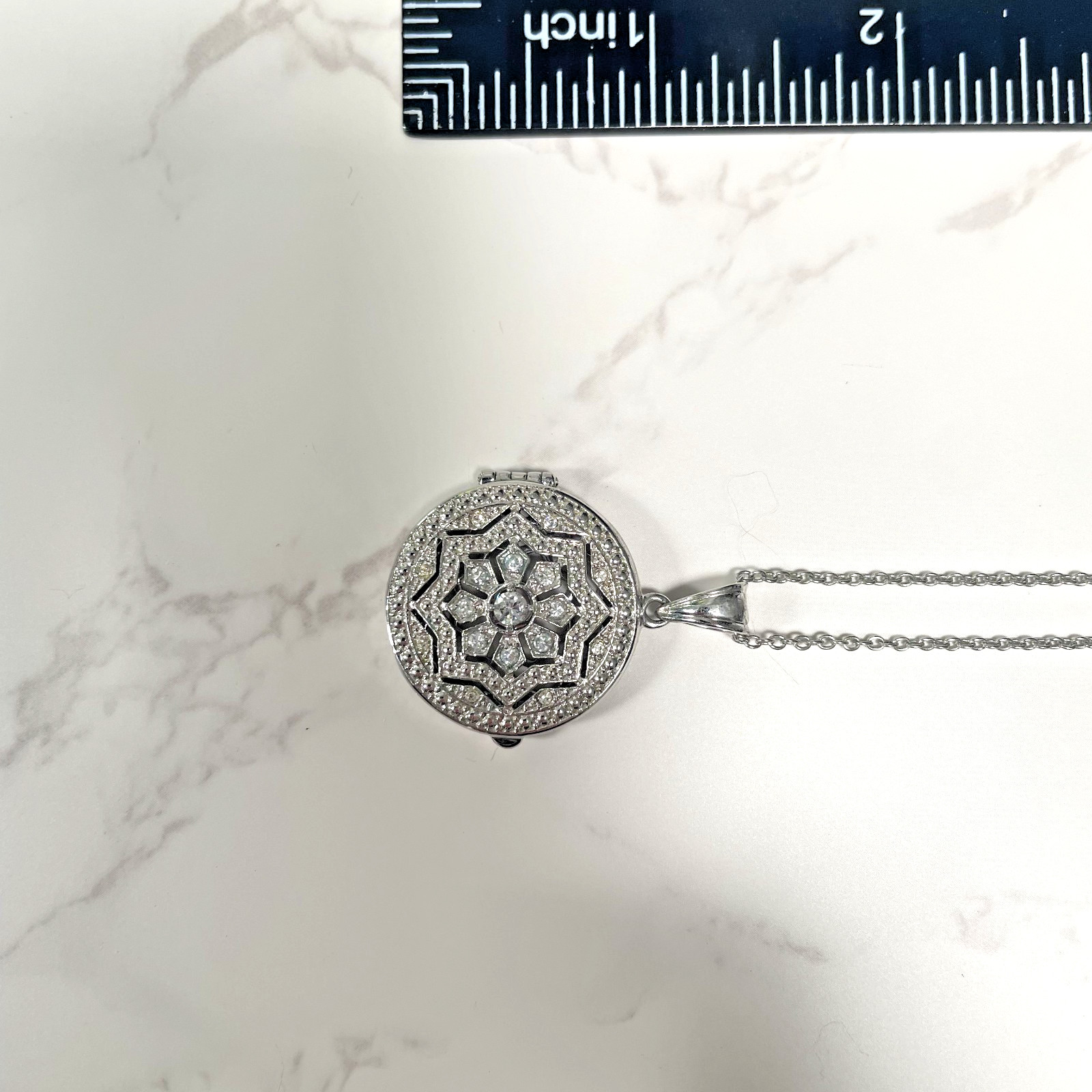 Vintage Avon Silver Tone Filigree Locket Necklace w/Floral Design & Rhinestones