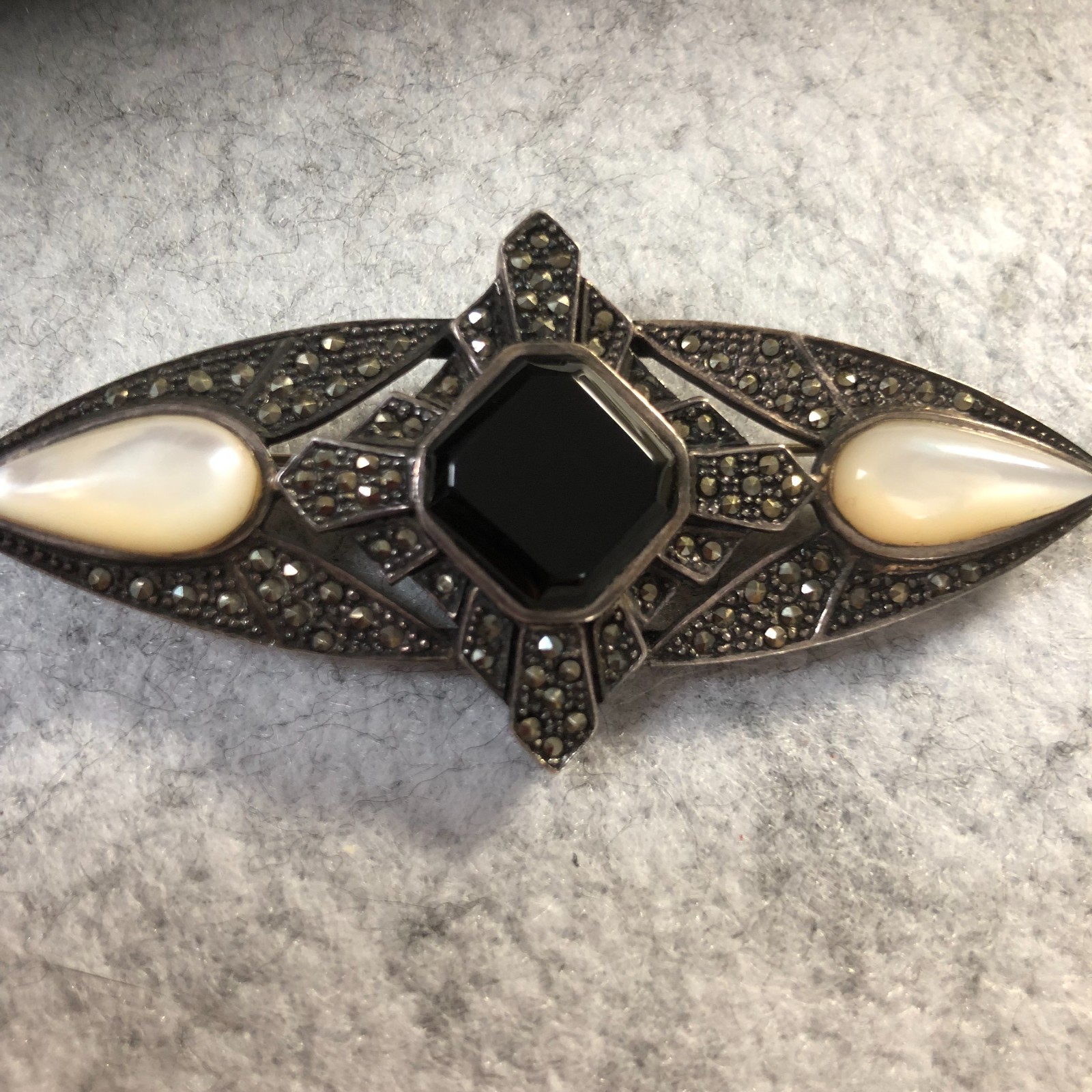 925 Sterling Silver Vintage/Antique Black Onyx ~ Pearl~Marcasite Art Deco Brooch