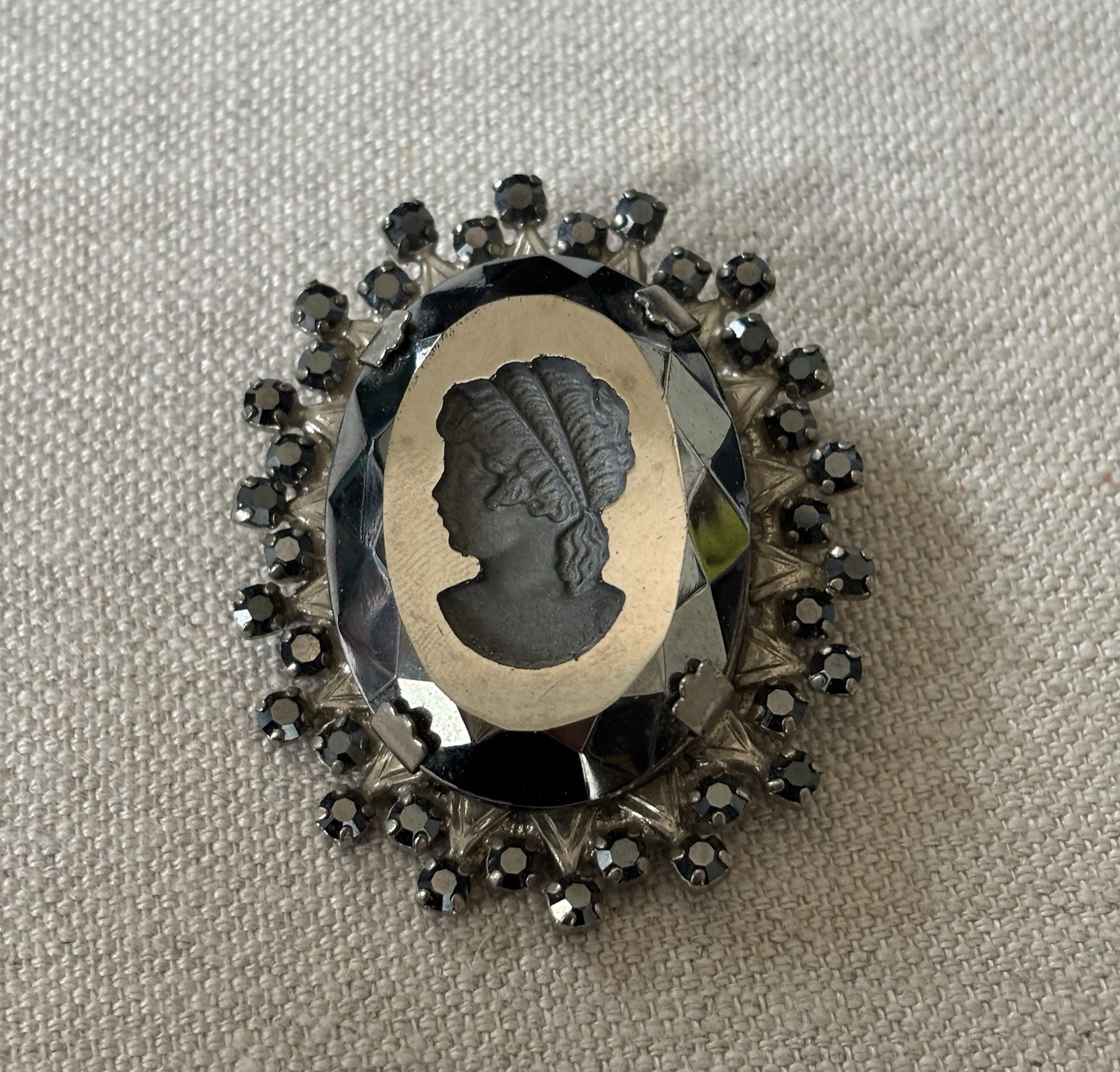 1950s Vintage Cameo in Slate Gray and Black – Outlined with Rhinestones – 1950s