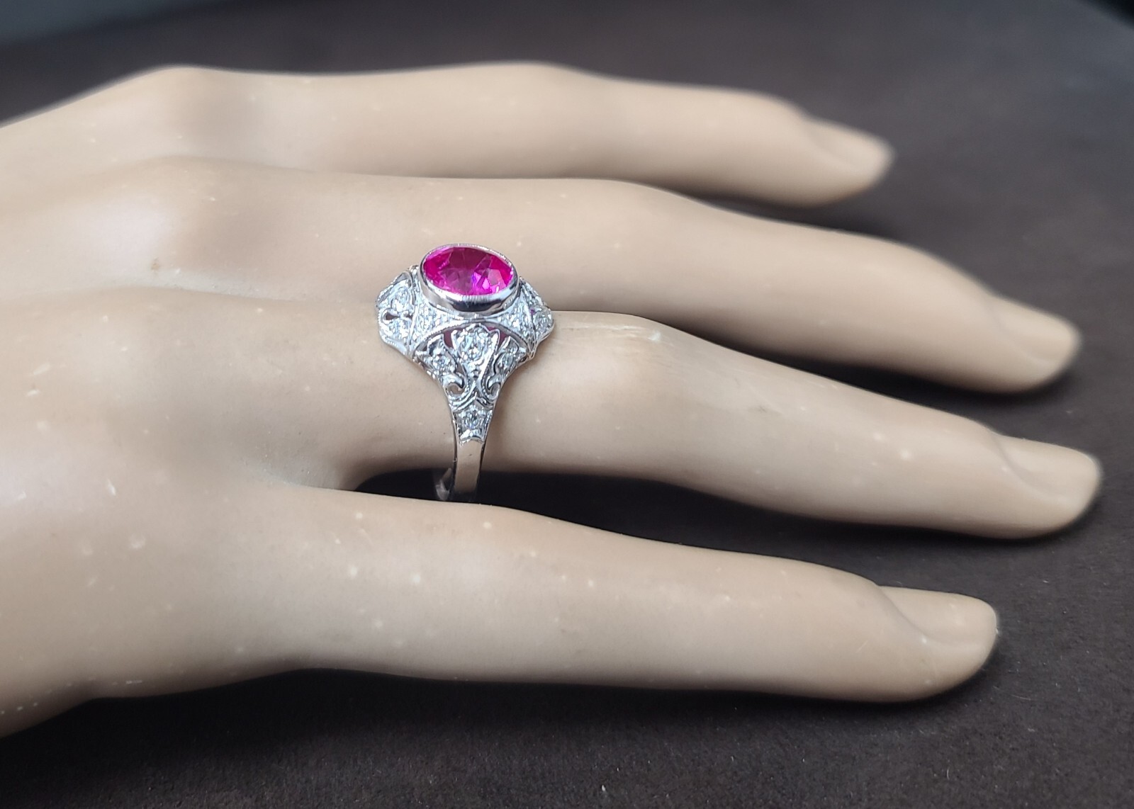 Vintage 14k White Gold Engagement Ring 2.92CT. Gem Pink Sapphire Round Cut