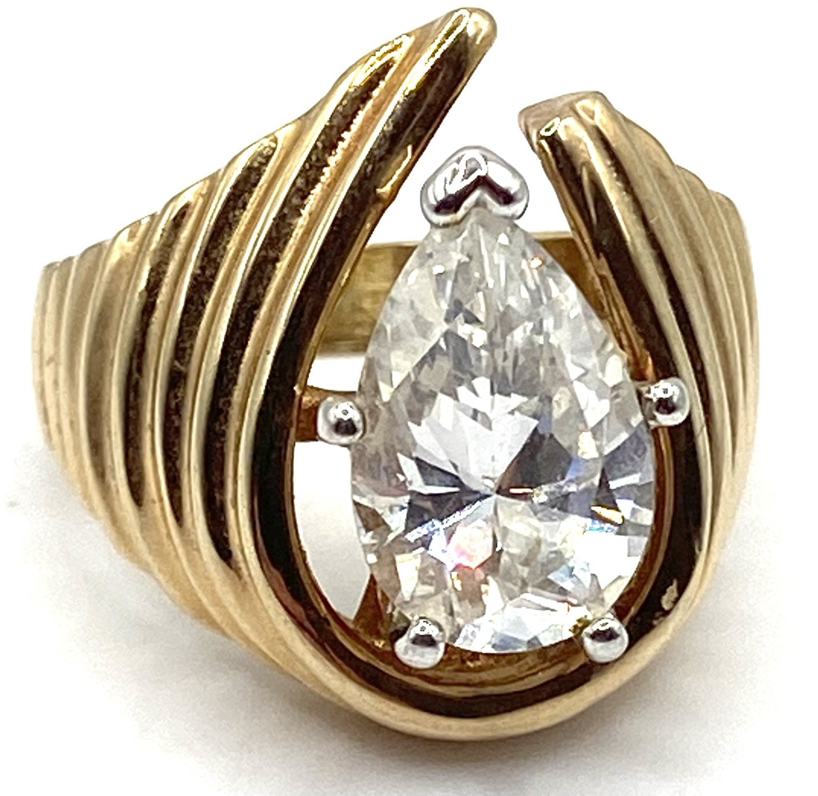 Vintage 18K Gold plated CZ Pear Brilliant Ladies Cocktail Ring Size 6.5