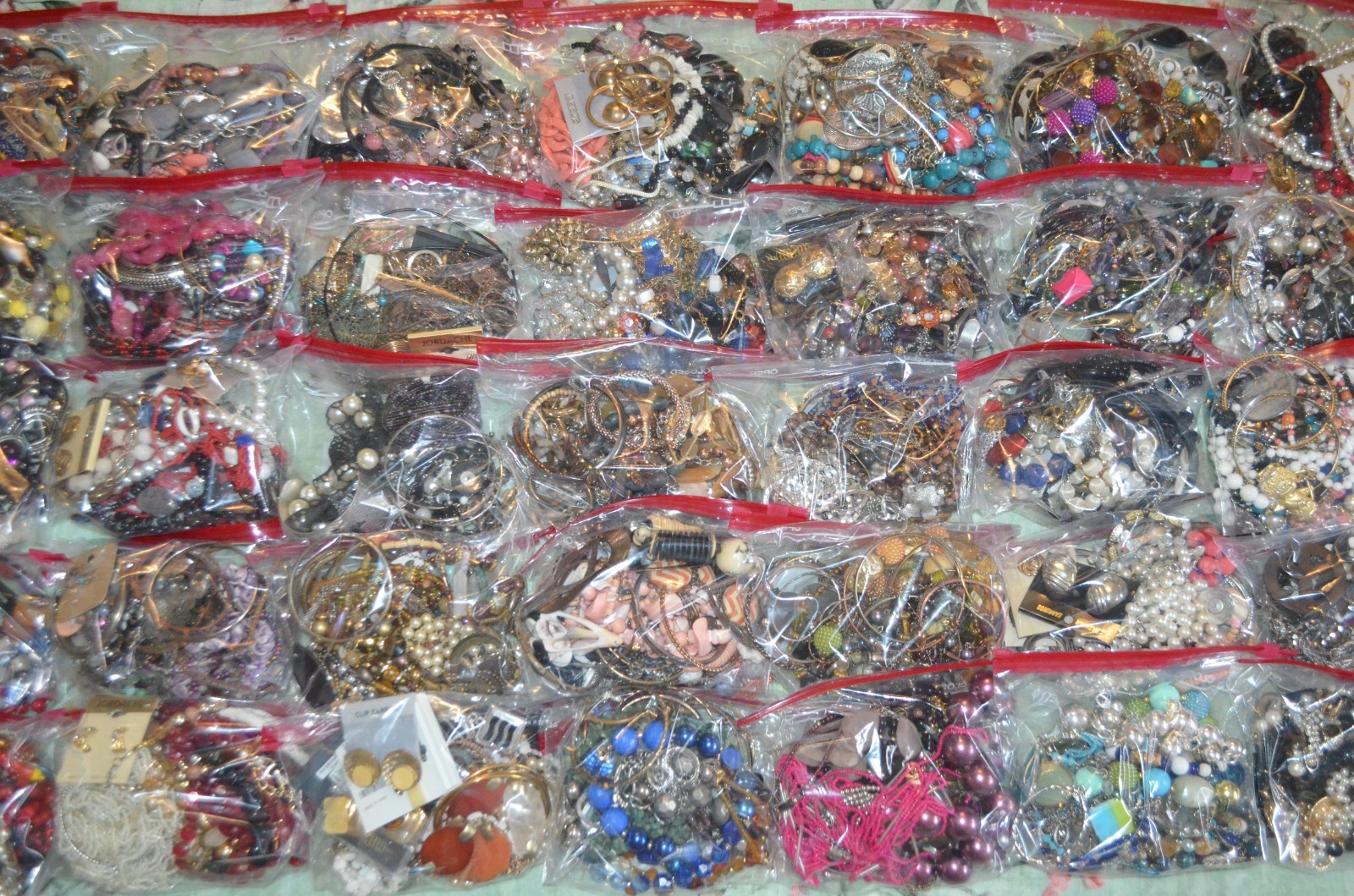 Jewelry Lot ​1 LB Vintage to Modern Costume Estate Mix Wearable Pieces