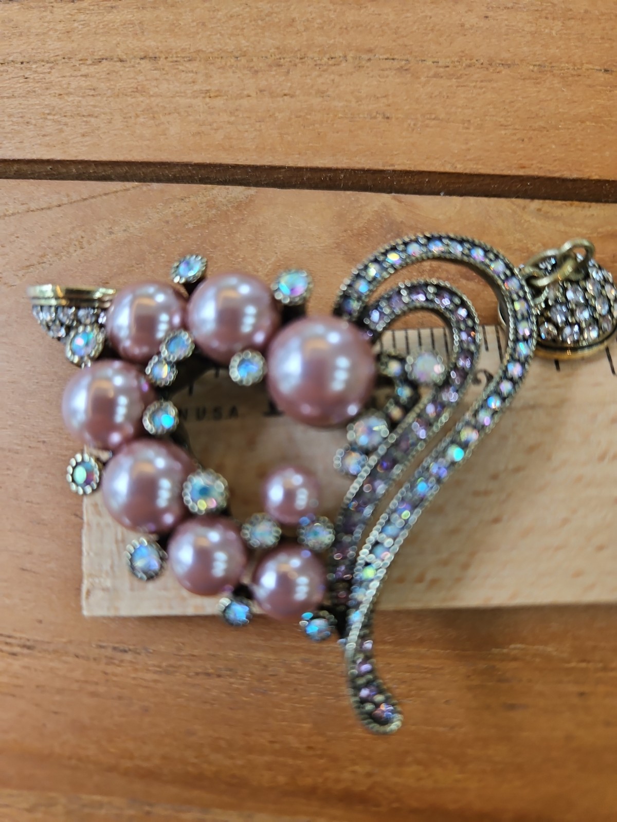 Heidi Daus Pink Pearl & Crystal MAGNETIC pendant From the Snap Apart Collection