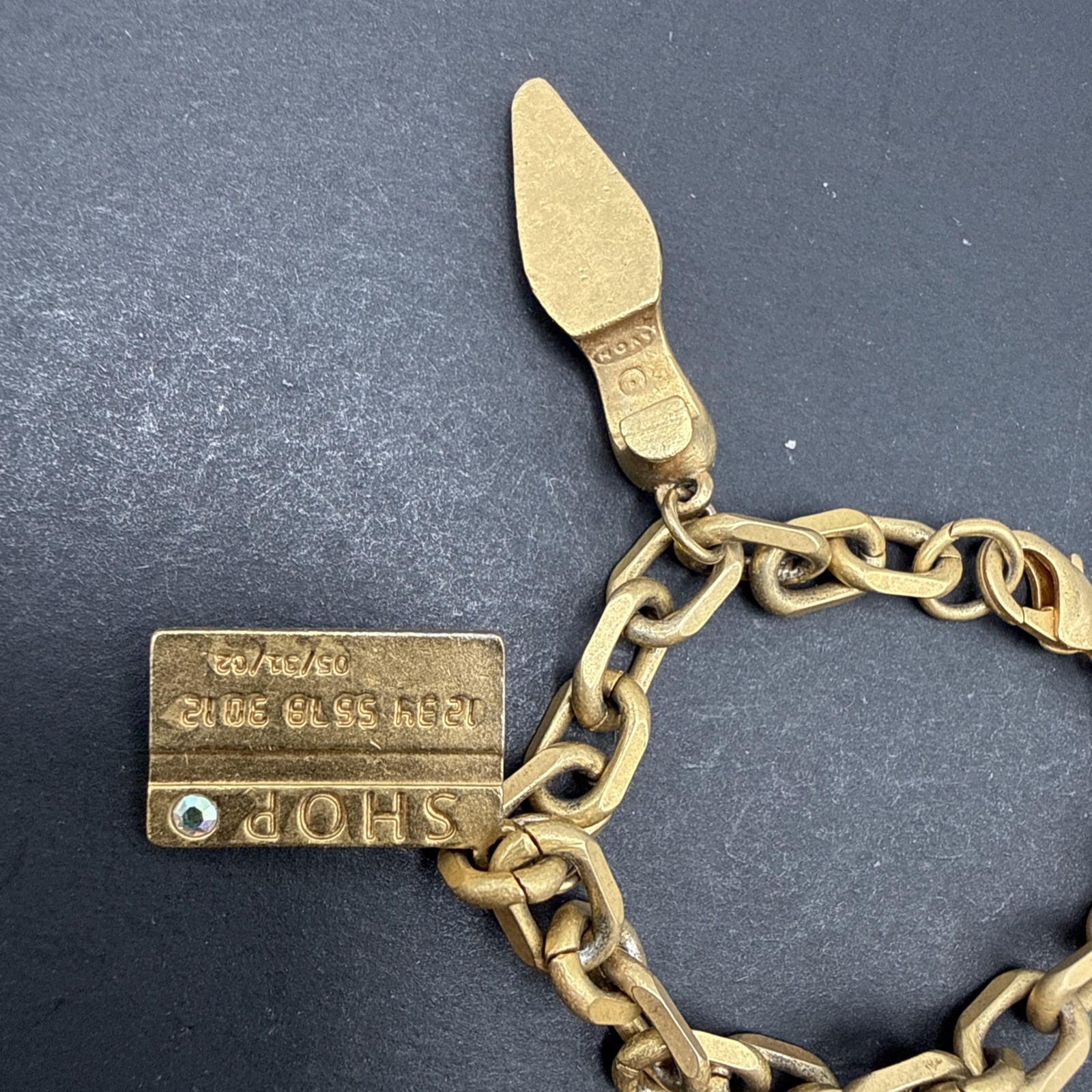 Avon Signed Vintage Charm Bracelet Gold Tone 6.5” C31