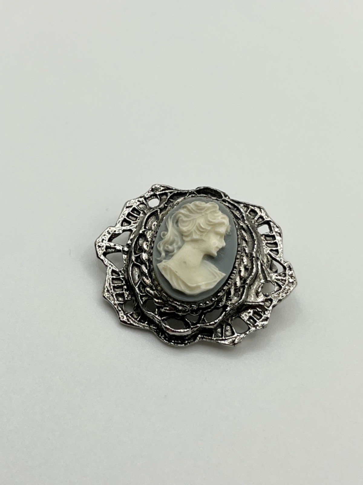 Vintage Cameo Brooch Pendant ~ Silver Tone Filigree Frame with Classic Lady