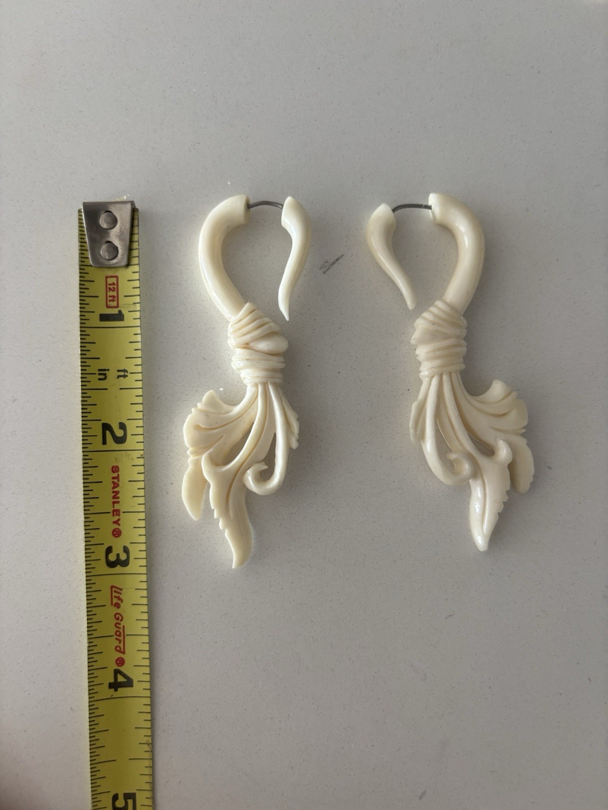 Vintage Tribal Style Carved Ivory Necklace & Earrings Set