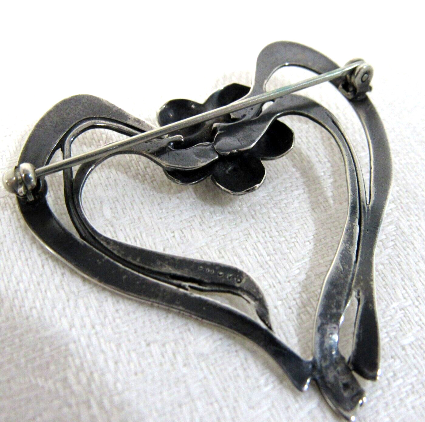 Sterling Silver & Garnet Open Heart Pin Art Nouveau1 5/8″ x 1 5/8″
