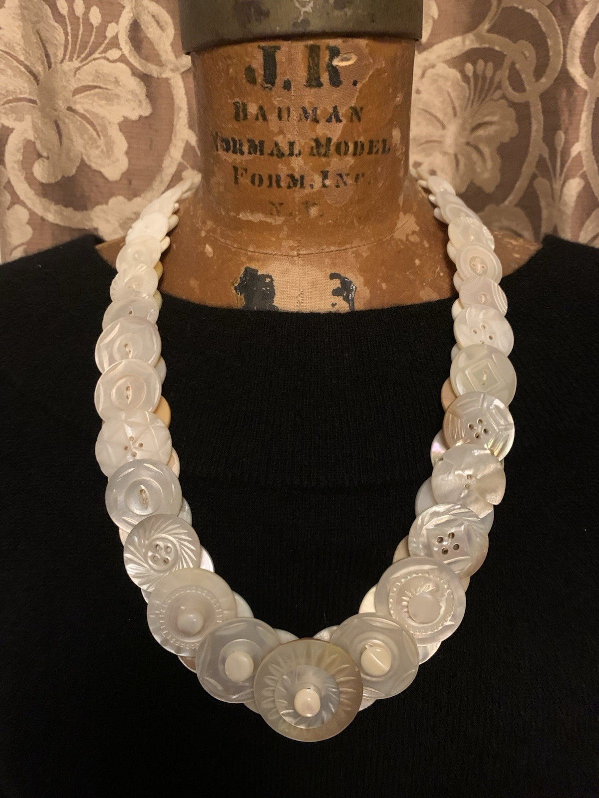 Antique Pearl Button Necklace 26″