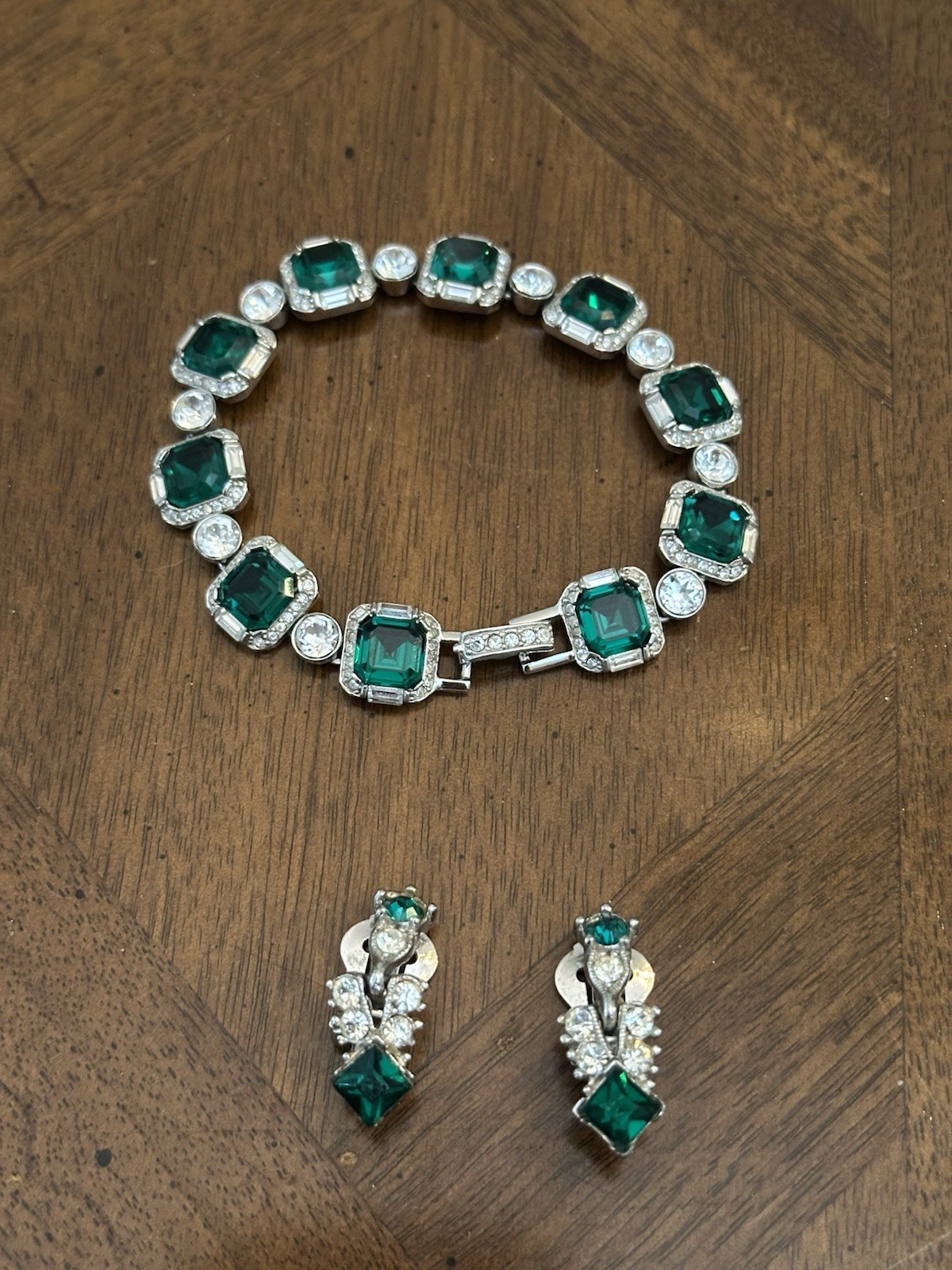 Vintage Bogoff Emerald Green Rhinestone Bracelet & Earrings Set Signed Nice!