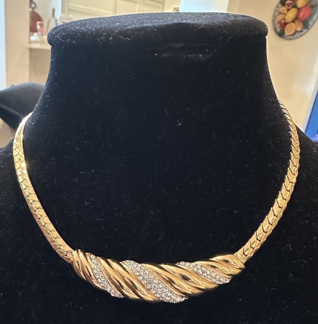 Vintage Swarovski Diamanté Ribbed Ribbon Gold Plated Runway Collar/Mob Wife/Glam