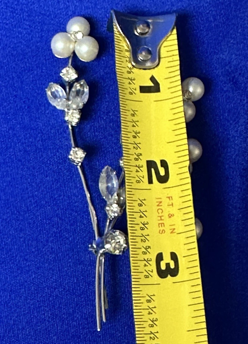 Floral Spray Silver-tone Stems Clear Rhinestones & Faux Pearl Flower Tips Brooch