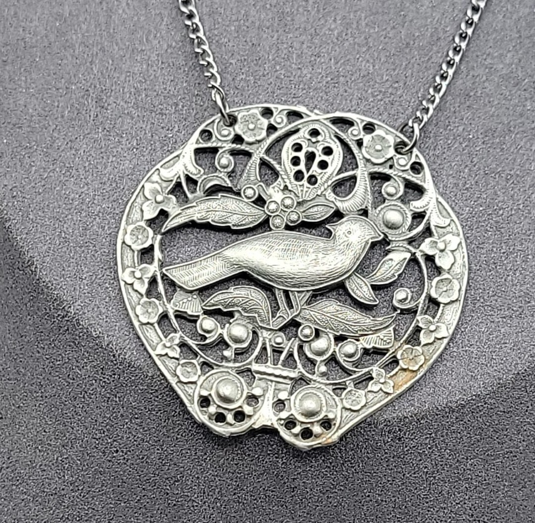 Vintage Bird Floral Pendant Silver Tone Filigree Open-Work Design 18″ Chain
