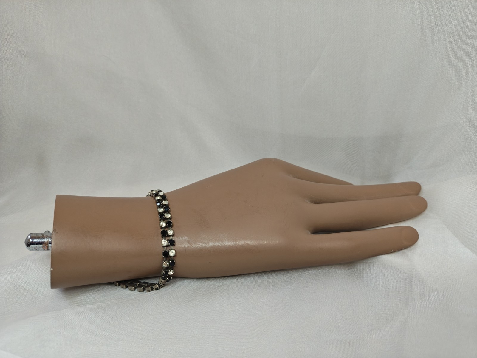 Art Deco Vintage Clear And Black Rhinestone Chain Bracelet