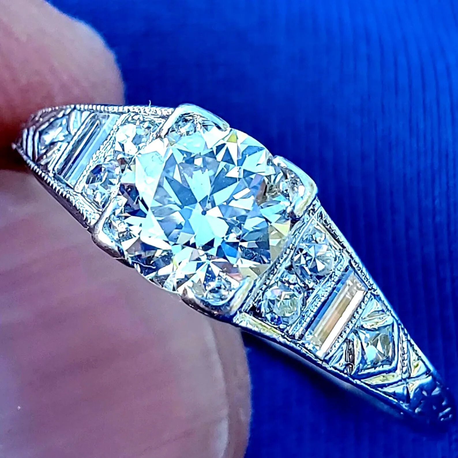 Original EARTH MINED DIAMOND ART Deco Engagement Ring 1 CARAT PLATINUM Solitaire