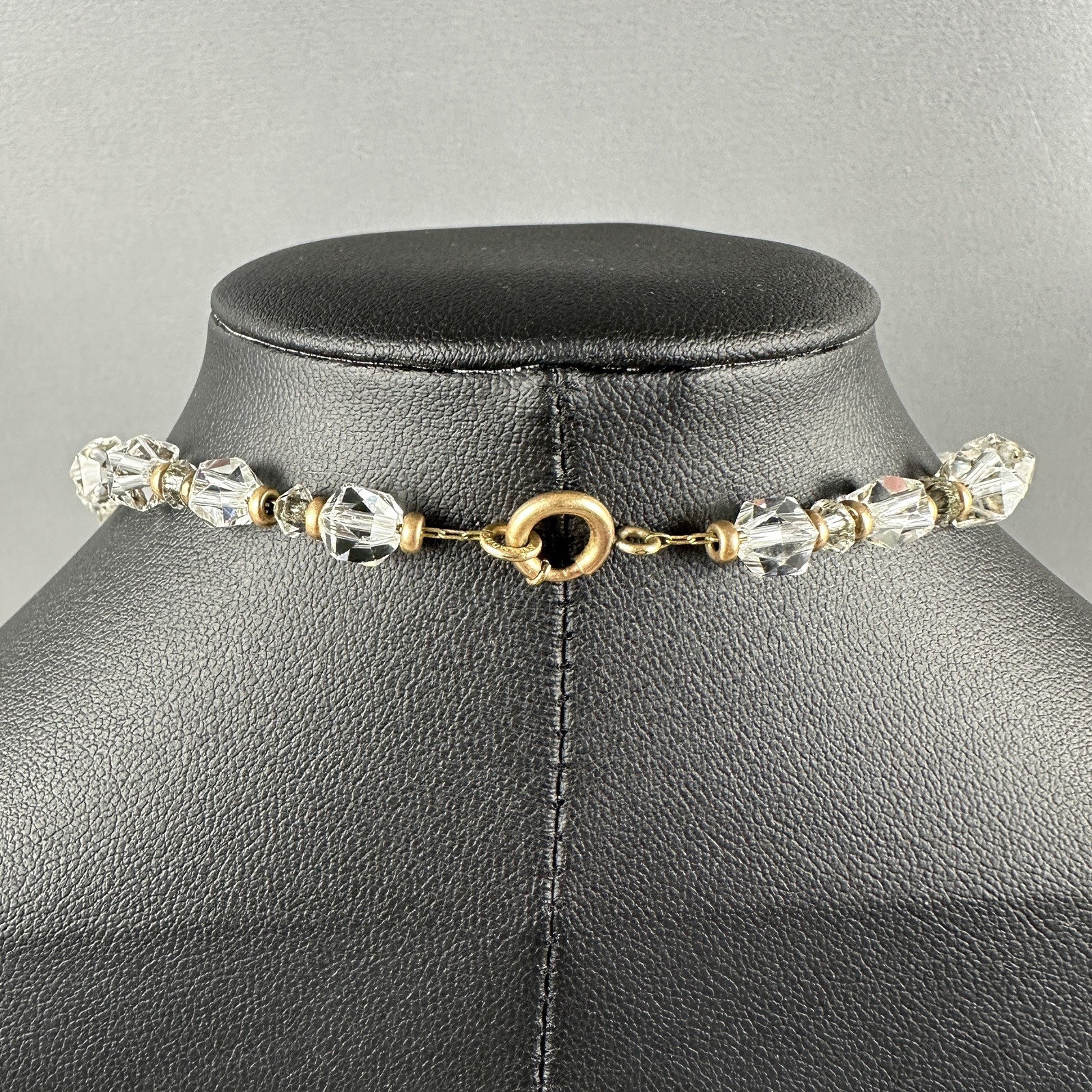 Vintage Necklace Clear Faceted Crystal Beads Gold Tone Graduated 15″