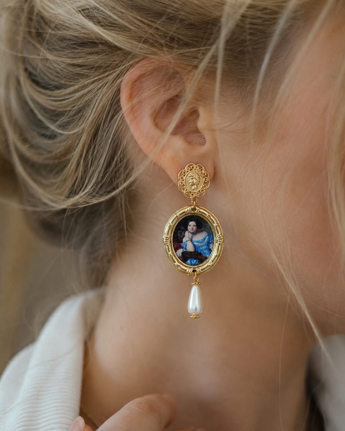 Vintage Portrait Pearl Drop Earrings Gold Baroque Victorian Rococo Dangle Gift