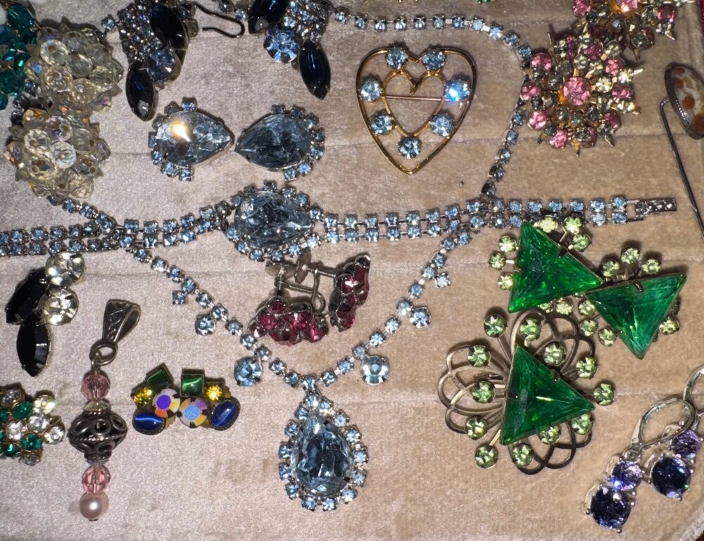 Jewelry Lot Vtg Rhinestone Sorrelli Trifari Weiss Jade High End Sets Estate