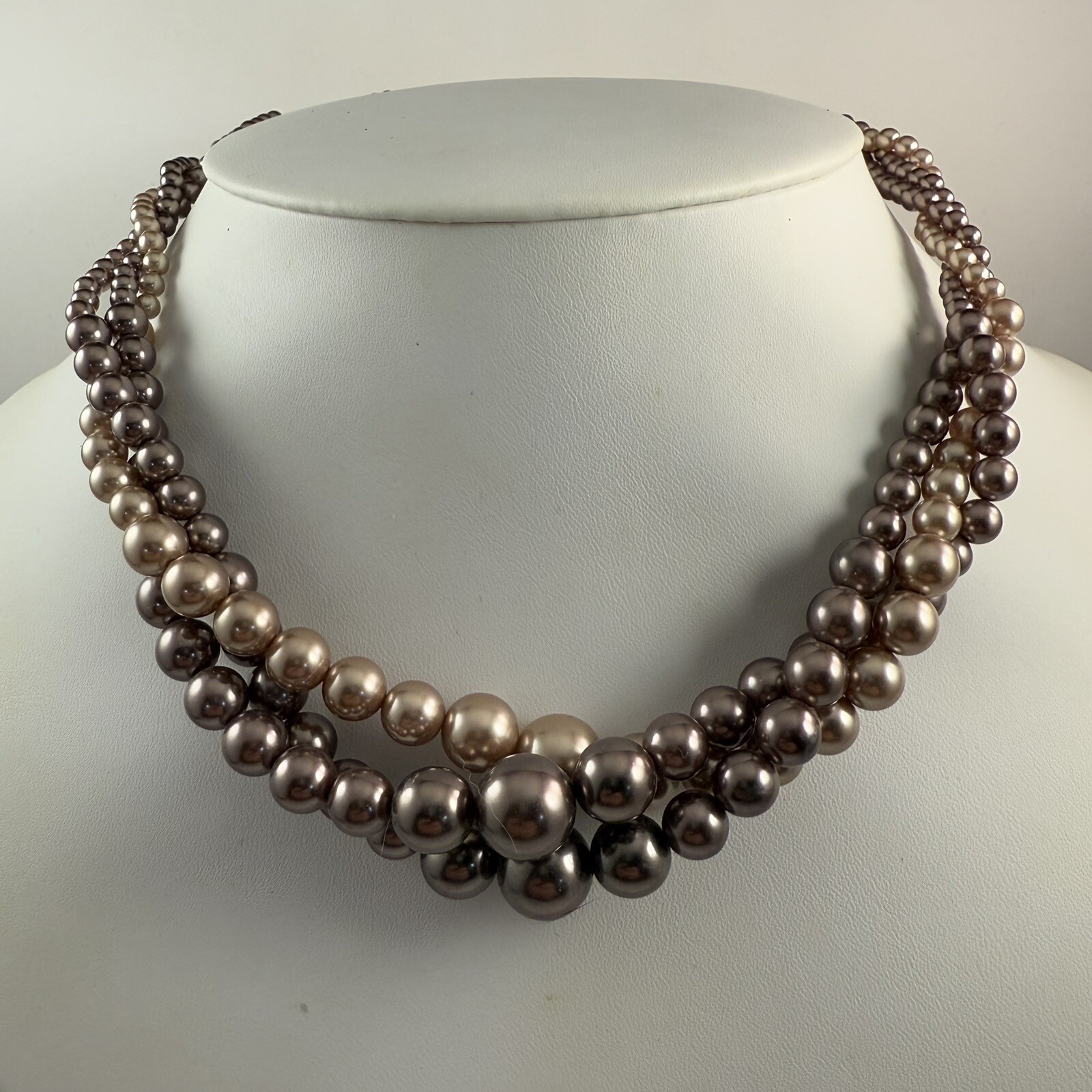 Vintage ROMAN Signed Beige & Bronze Color Faux Pearl Twisted Necklace 20″