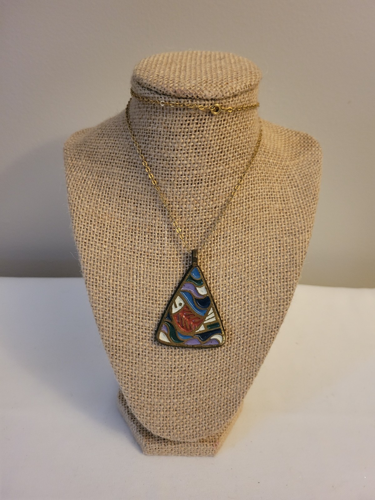 VINTAGE 1969 TERRA SANCTA GUILD GOLD TONE NECKLACE ENAMEL BRASS ACE ENAMEL BRASS