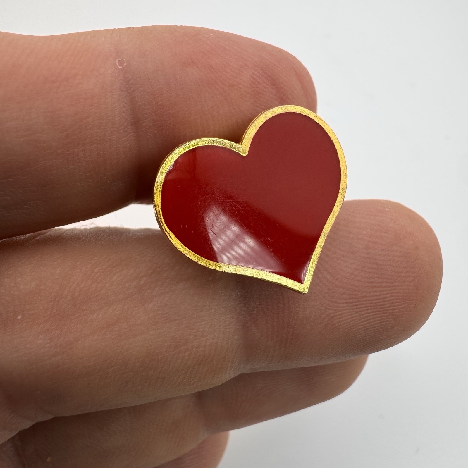 1980’s Vintage Hallmark Metal Brooch Red & Gold Heart Pin Valentine’s Day