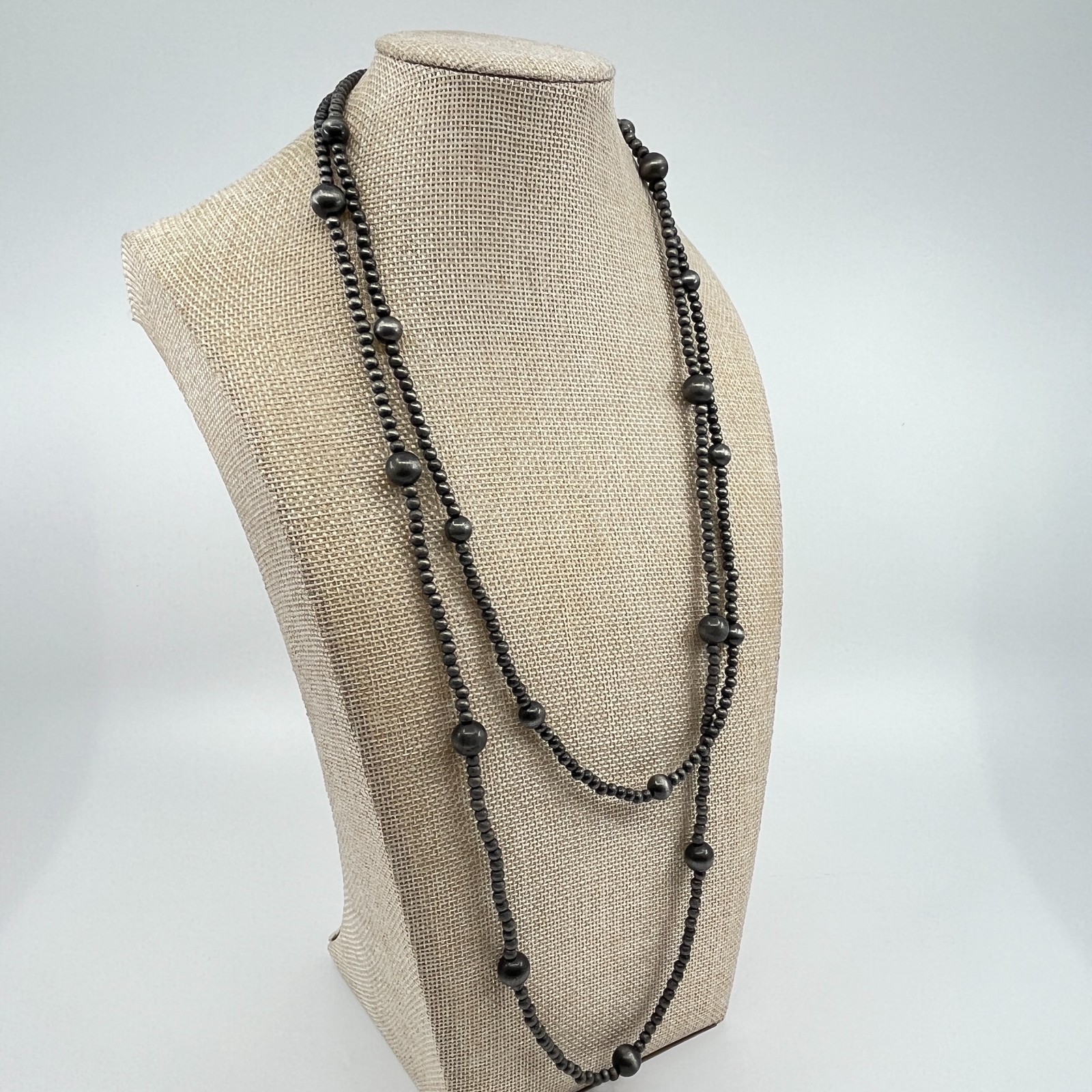 Vintage Southwestern Style Long Hematite Gray Beaded Strand Necklace Classic