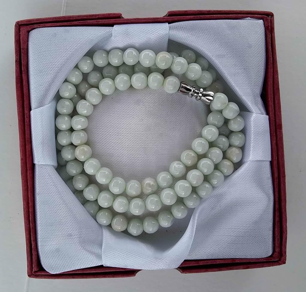 Jade AAA necklace 68 pieces 6 mm beads 20 inch long new and quality jade jewelry