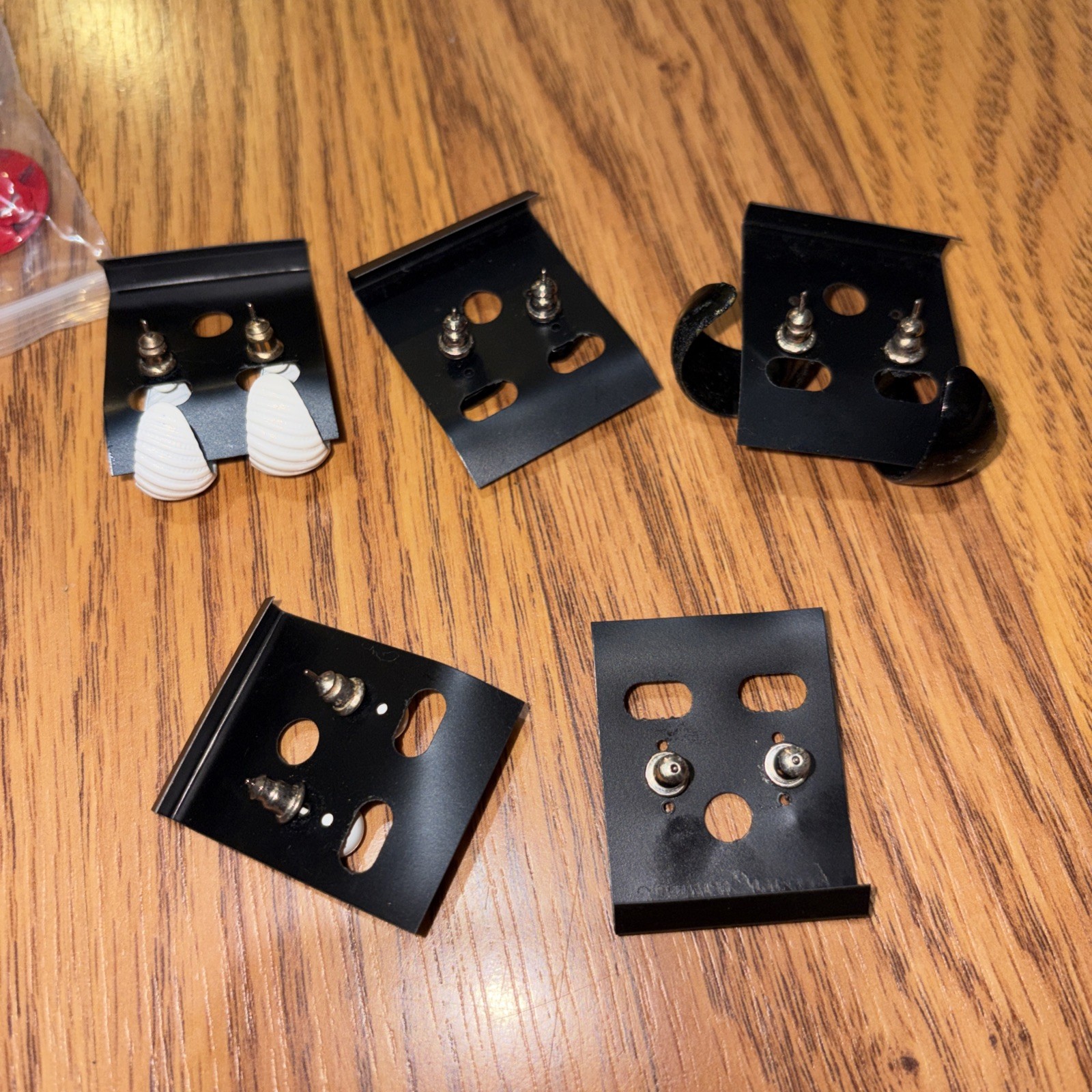mixed lot pierced and clip on earrings