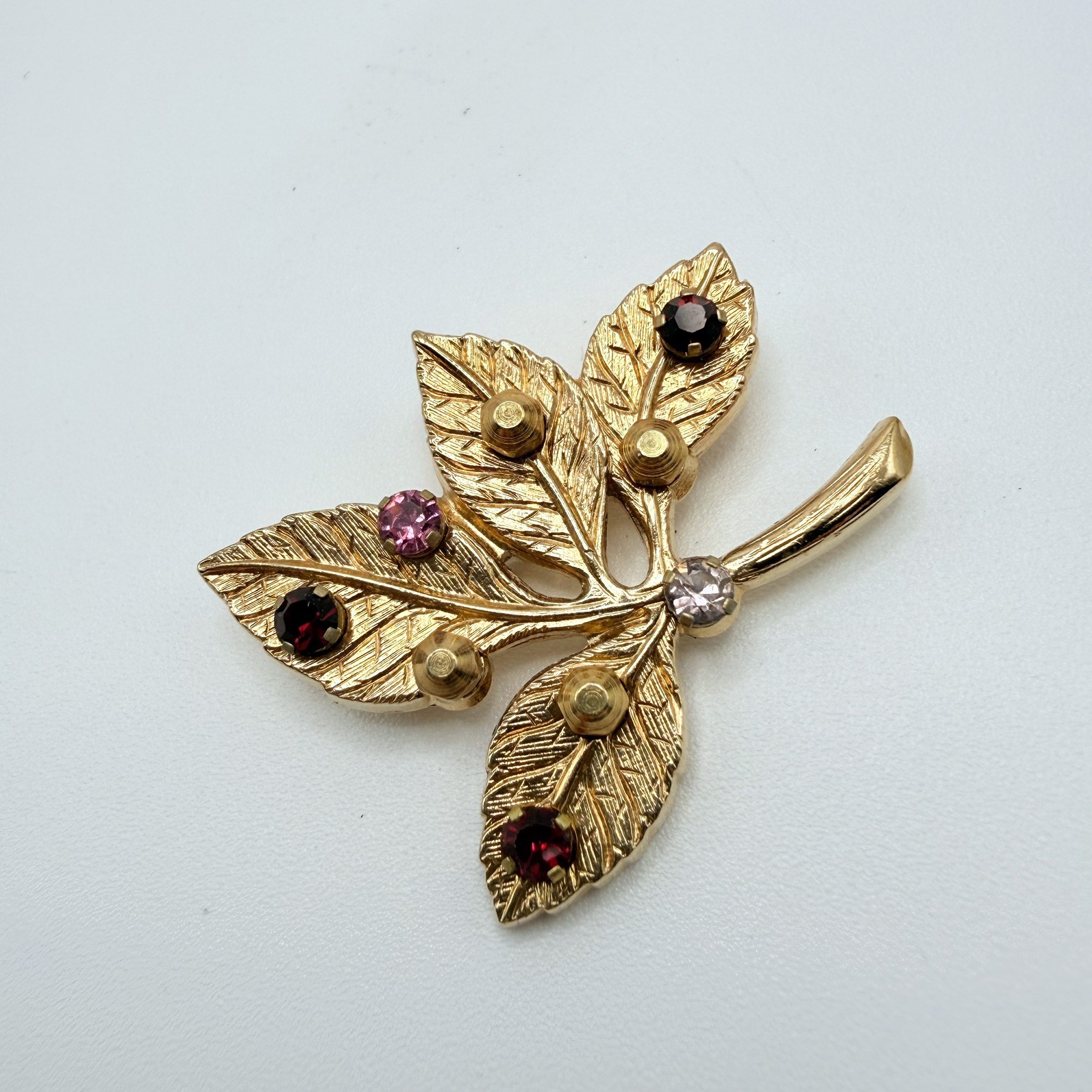 Anson Multi-Color Rhinestone Leaf Brooch Pin 1.5″ Vintage Signed Autumn