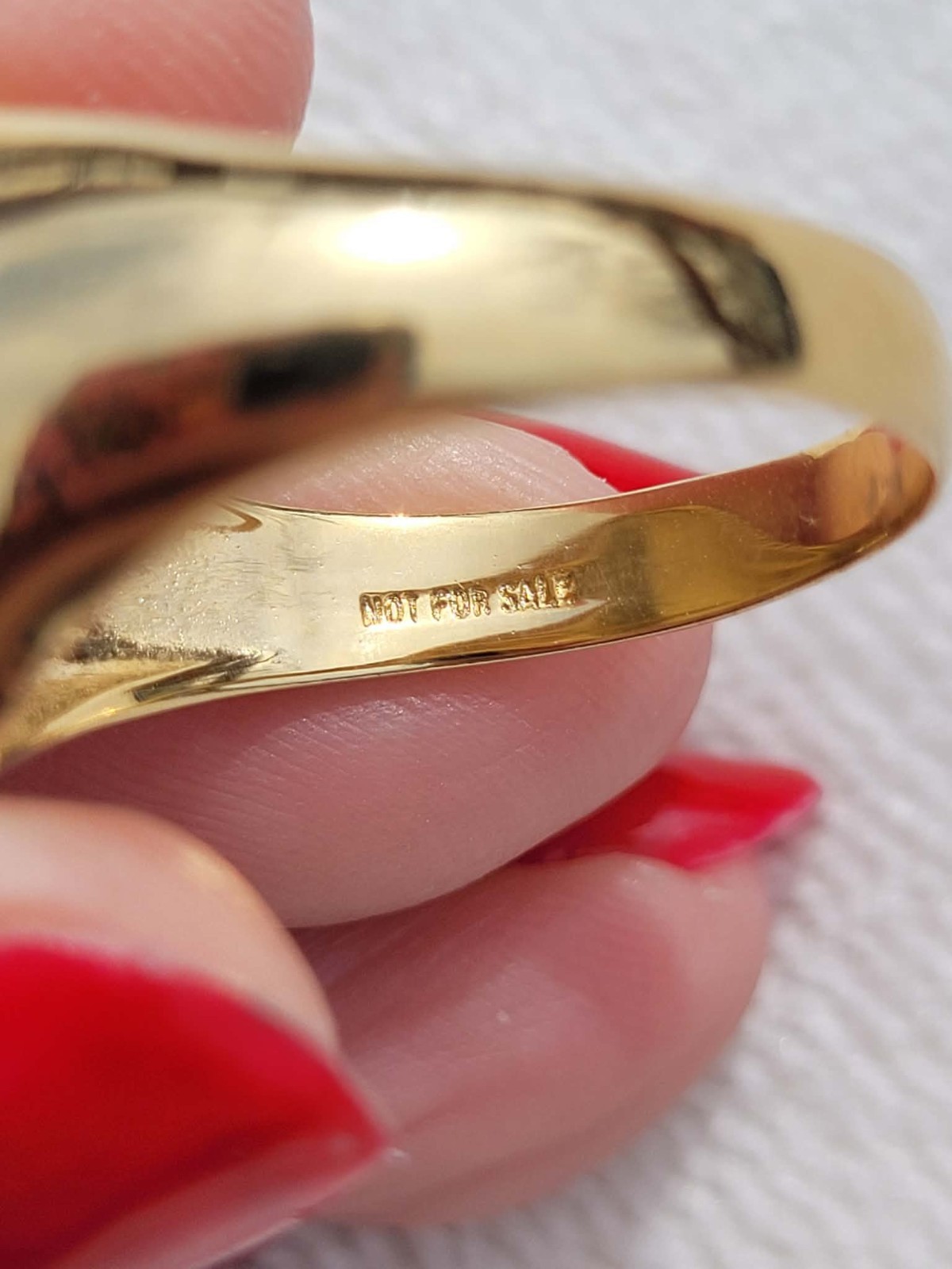 Vintage “REG” Monogram Script Signet Gold Plated Ring Sz 9
