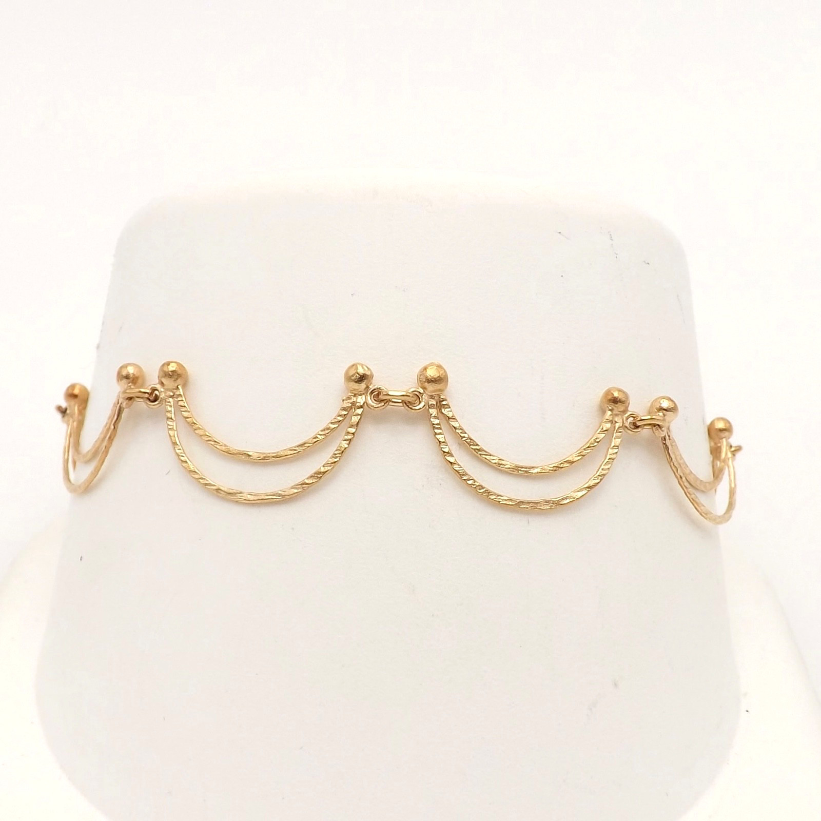 Solid 14k Yellow Gold Crescent Moon Scalloped Bracelet U Shape 7in Vintage
