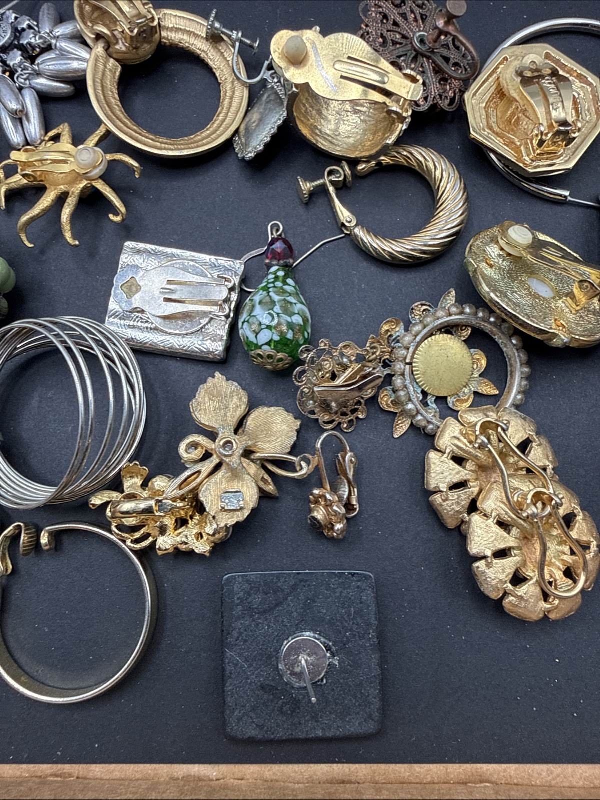 Lot Of SINGLE Earrings Mostly Vintage Clip On – Parts Craft – Some Signed E3-11