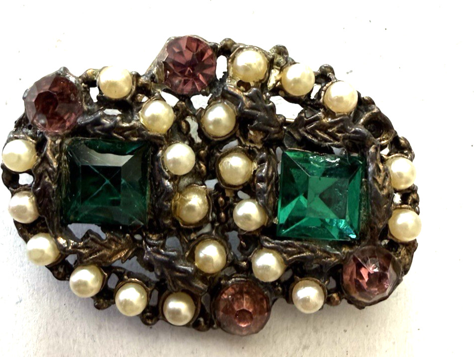 Vintage Czech Glass Brooch