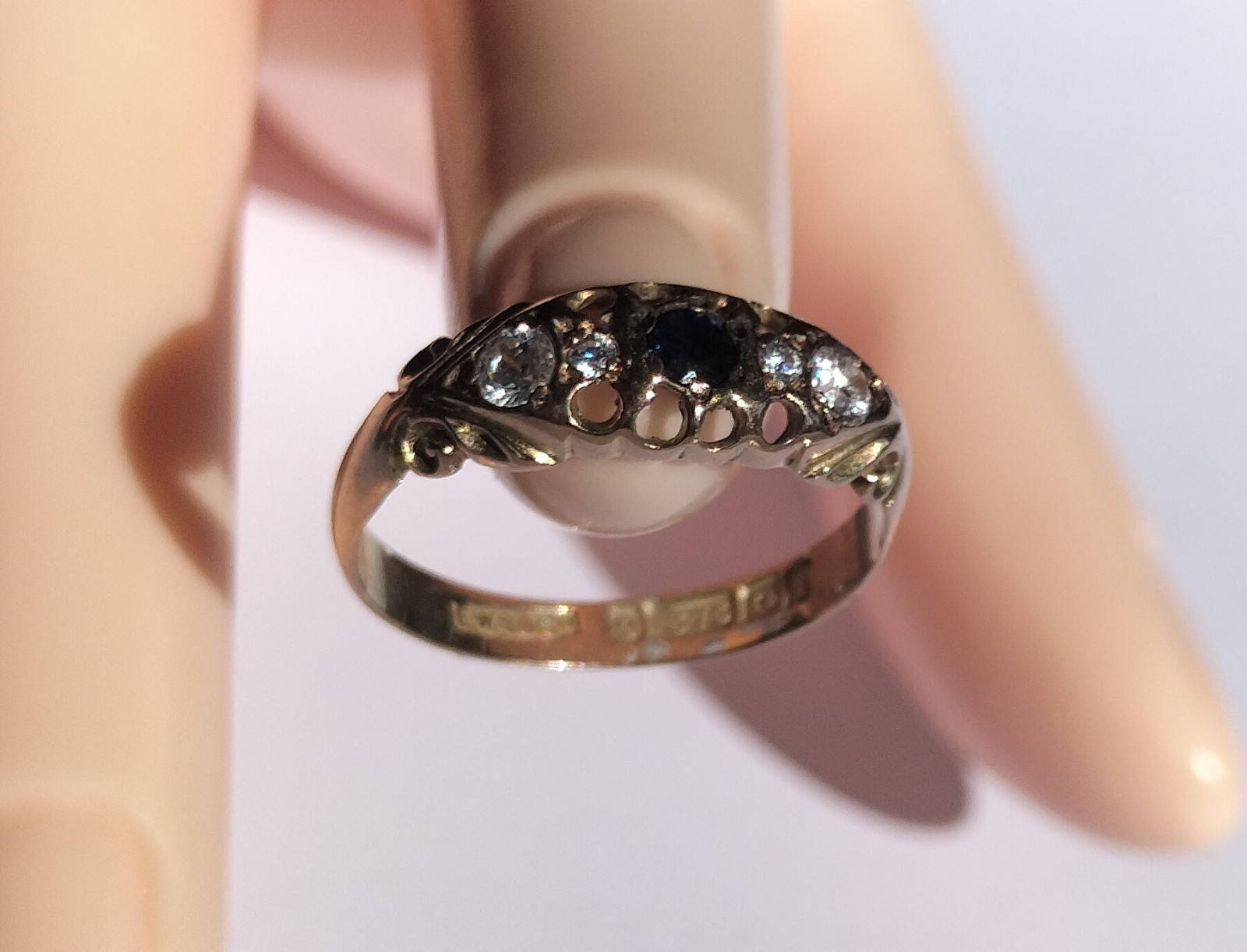 Antique 1910 Handmade Gold Ring w/ Blue Sapphire and 4x Zircons Q (18.19mm) 1.8g