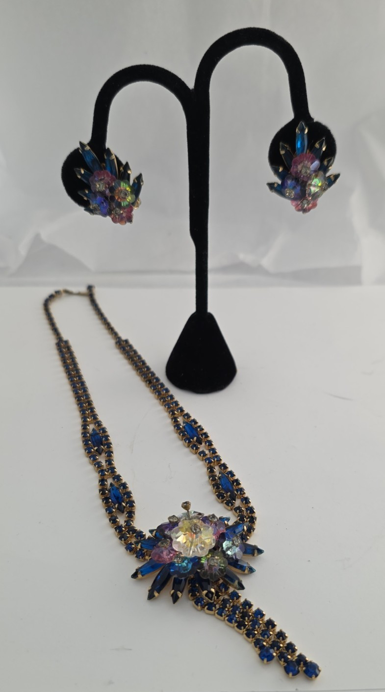 Frank Rifas Signed AB Rhinestone Bib Necklace & Earrings Set Vintage Glam 💎✨🖋️