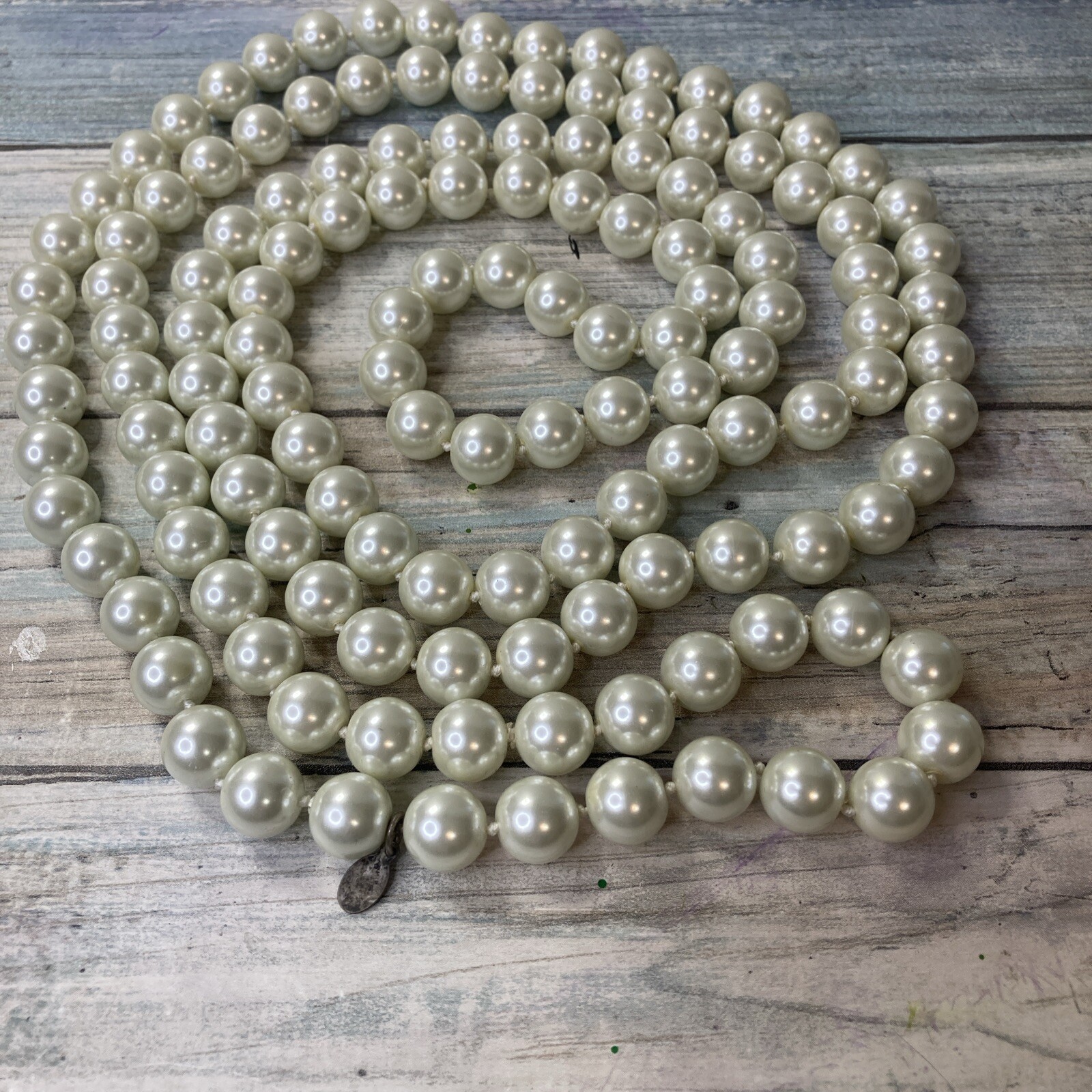 CHICO’S single Knotted Faux Pearl Glass Beads NECKLACE 64″ NWOT