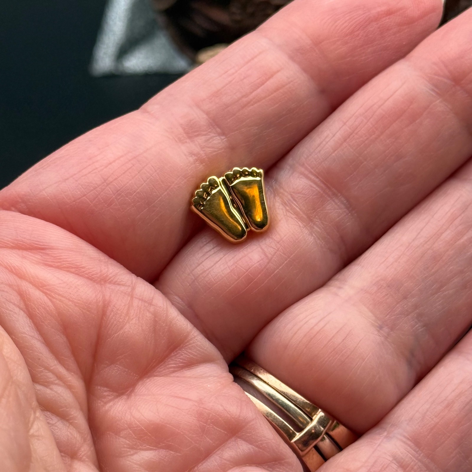 Vintage Precious Feet Gold Tone Lapel Pin RGB Right to Life 10 Week Baby Feet
